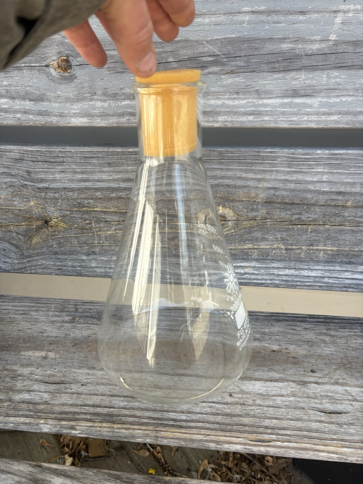 UNITED 2000mL Glass Graduated Heavy Duty Rim Erlenmeyer Flask FG 4980 India