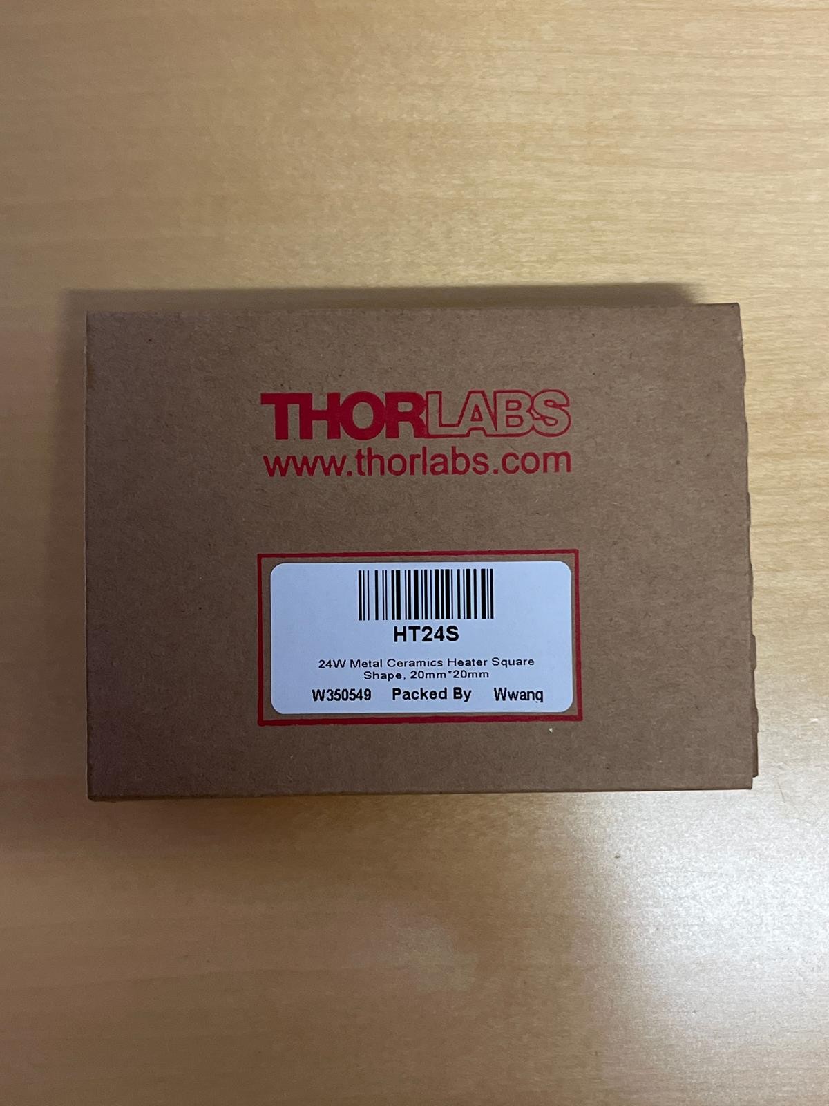THORLABS LOT 0F 50 HT24S 24 W METAL CERAMIC HEATER 20.0 MM X 20.0 MM
