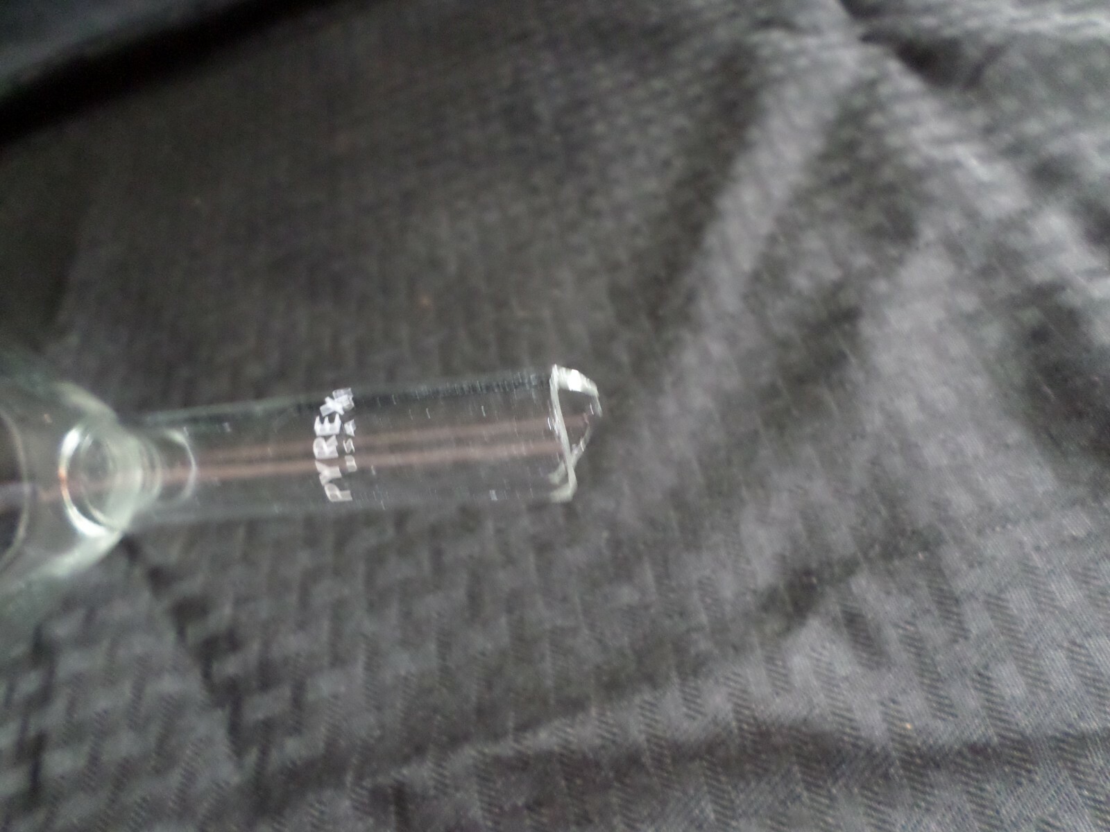 Corning Pyrex 147mm ID Glass 60° Angle Filling Funnel, Short Stem, Damage 6120-6