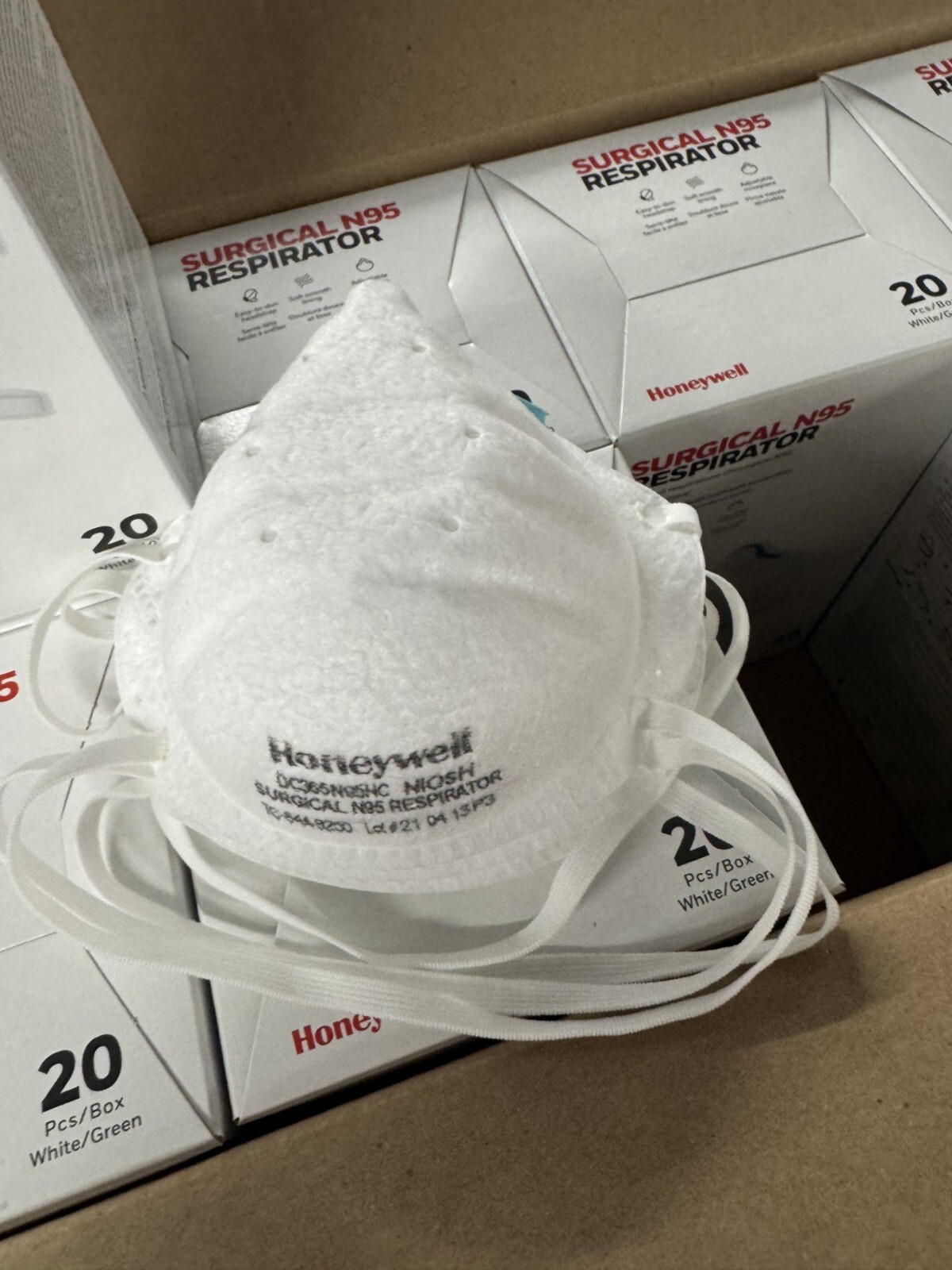 HONEYWELL SURGICAL N95 RESPIRATOR, SAFETY NIOSH-APPROVED,( CASE WITH 200 MASKS)