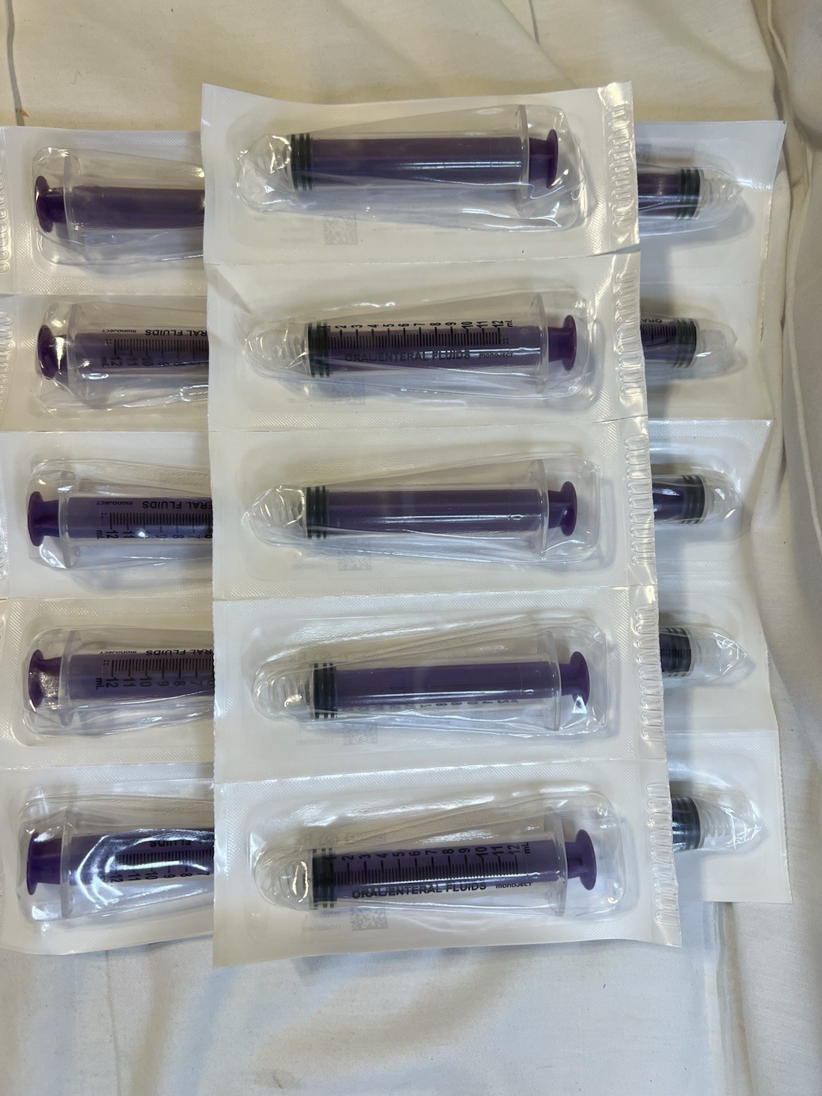 COVIDIEN 12ML STERILE ENTERAL SYRINGES Lot Of 15 – EXPIRE 2030