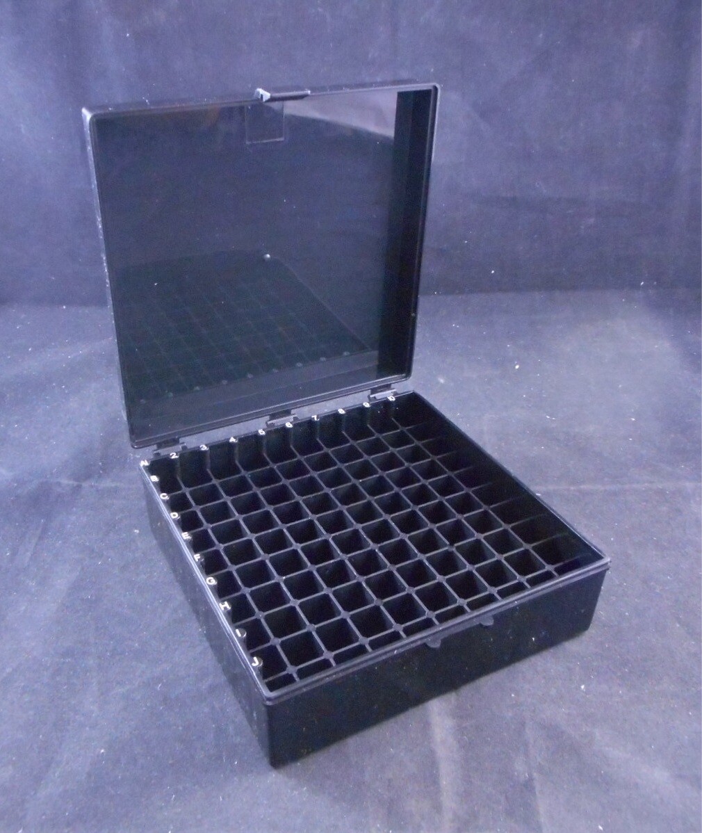 ARGOS Plastic PolarSafe 100-Place Polypropylene Storage Boxes Black R3121 1/PACK