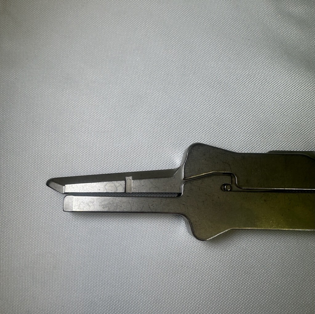 3M 3957 Autosuture Surgical 8-3/4in Anastomotic Stapler Unit