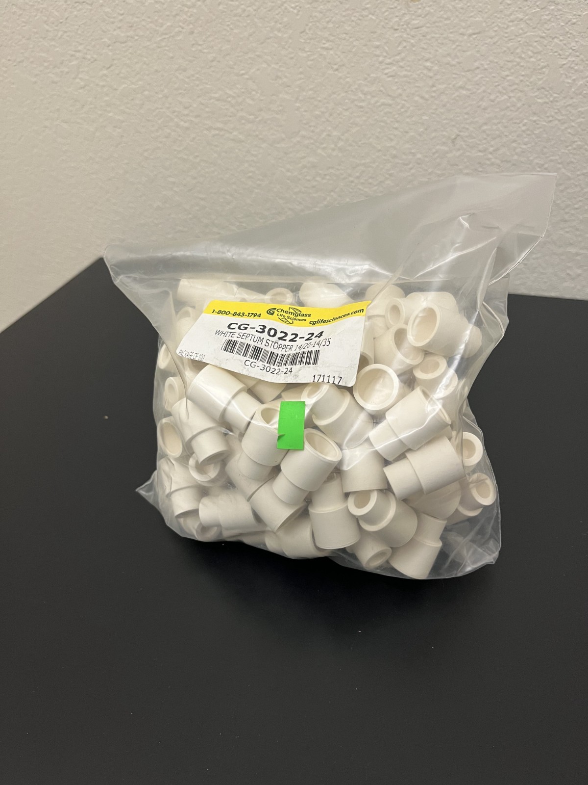 CHEMGLASS CG-3022-24 WHITE SEPTUM STOPPER 14/20-14/35, 100/PK
