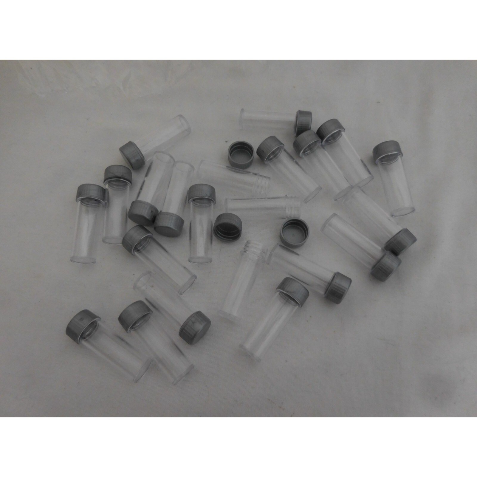 22Pcs 5ml Plastic Test Tubes Screw Cap Bottles Chemistry Supplies + Craft + Sewi