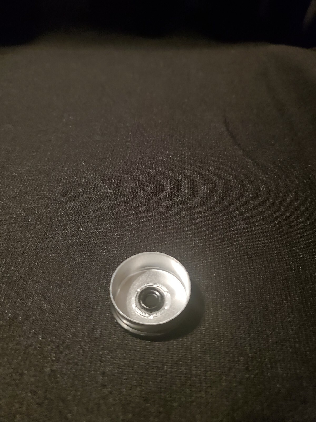 1000 pc – 20 mm Black Aluminum Crimp Flip Off seal + 1000 Gray Butyl Stoppers