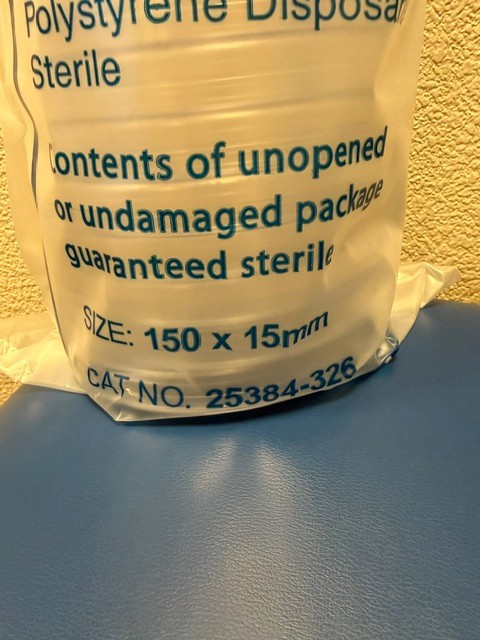 New VWR 25384-326 Petri Disk Polystyrene Disposable Sterile, 150mmx15mm (20 PK)