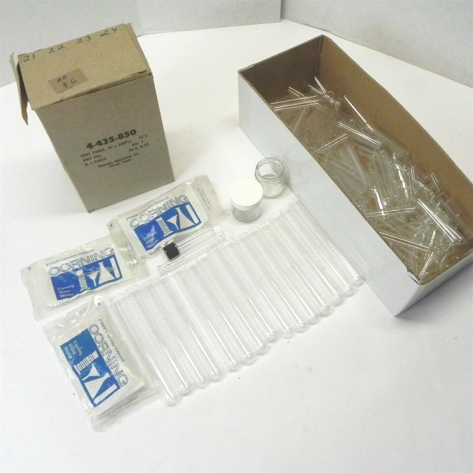LARGE LOT OF GLASS TEST TUBES ASSORTED SIZES PYREX MIXED BRANDS NEW UNUSED SM LG