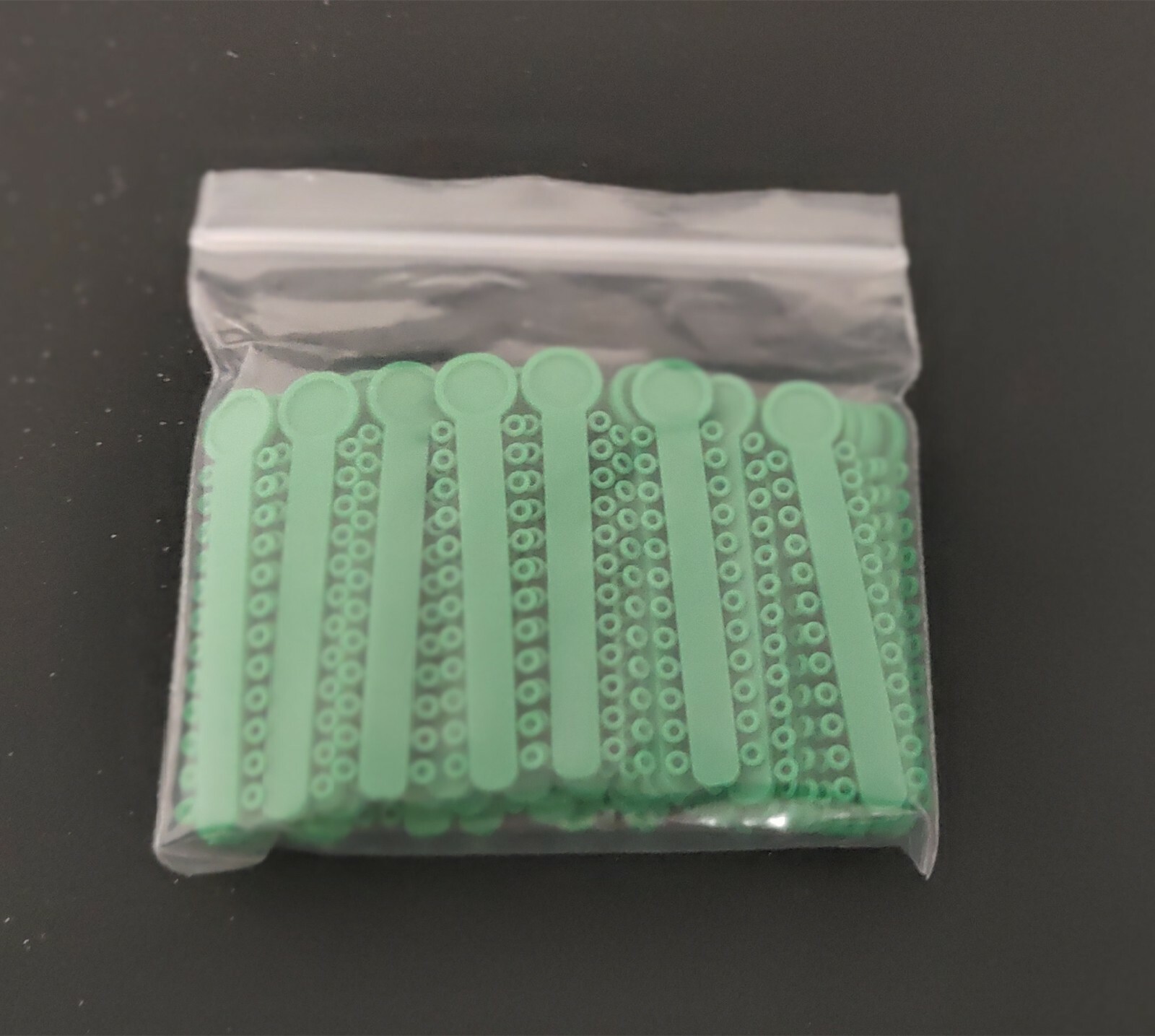 2 Packs Dental Green Color Elastic Ligature Ties Rubber Bands 1008Pcs/Pack