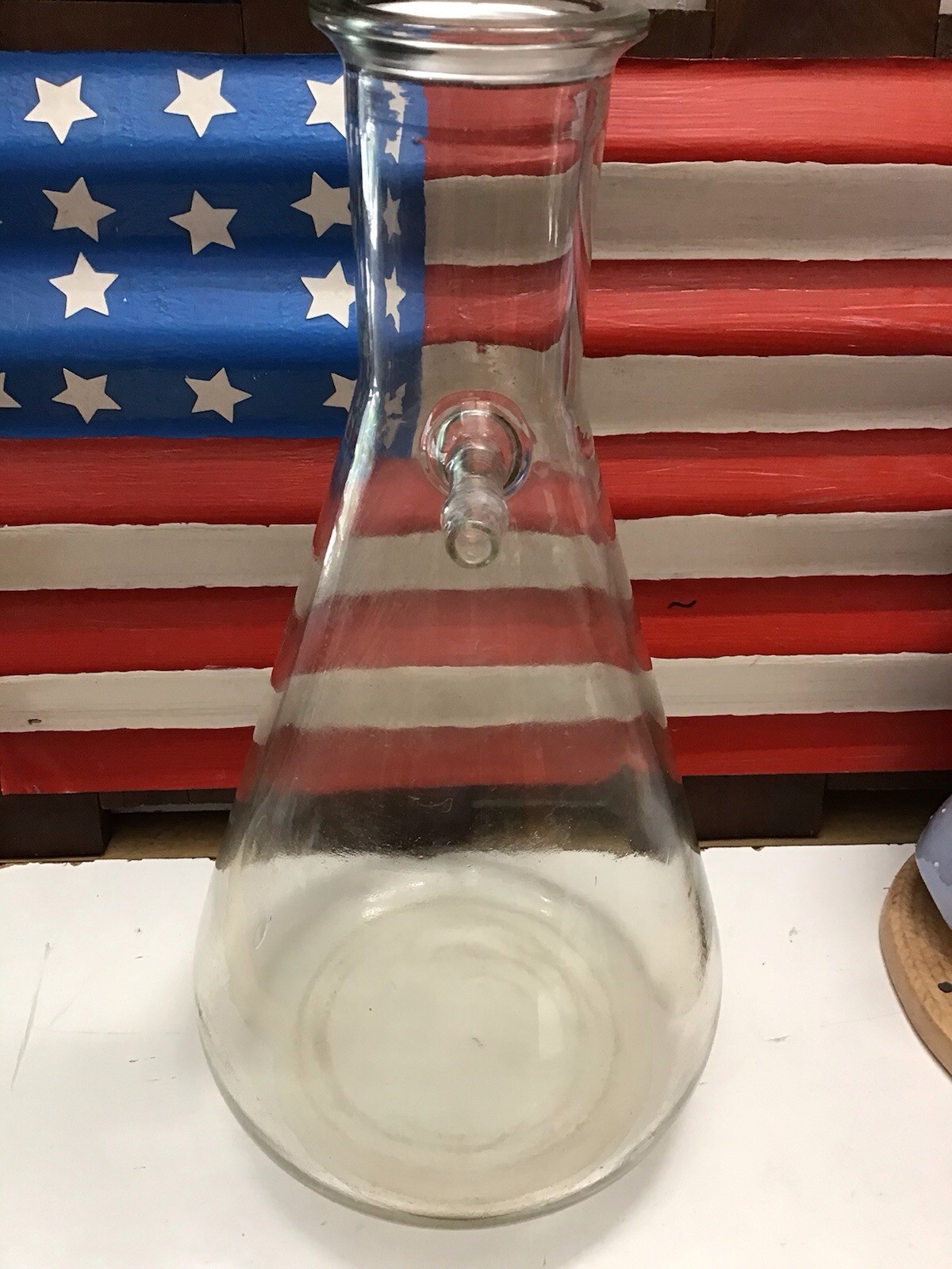 Pyrex 4000ml Flask With Sidearm Science Project ,Man cave Just Cool 14 3/4 Tall