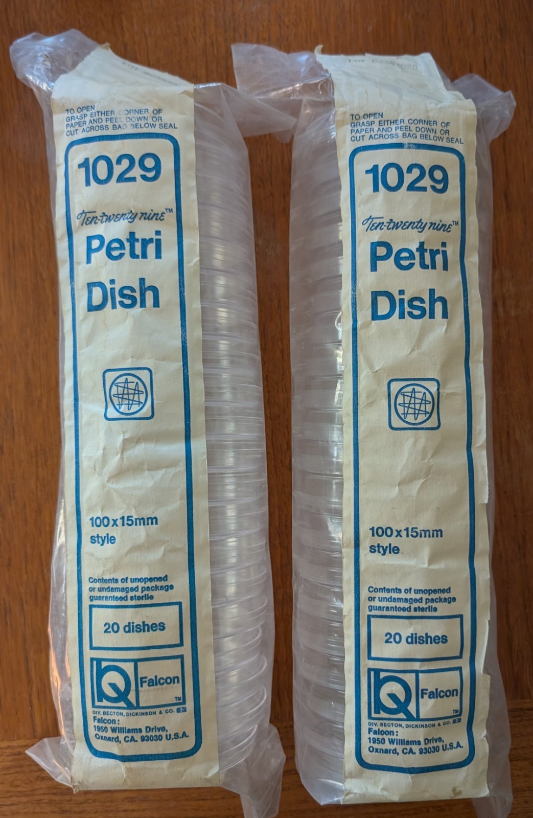 Falcon 1029, 100x15mm Petri dishes, Set of 2 packages 40 dishes total