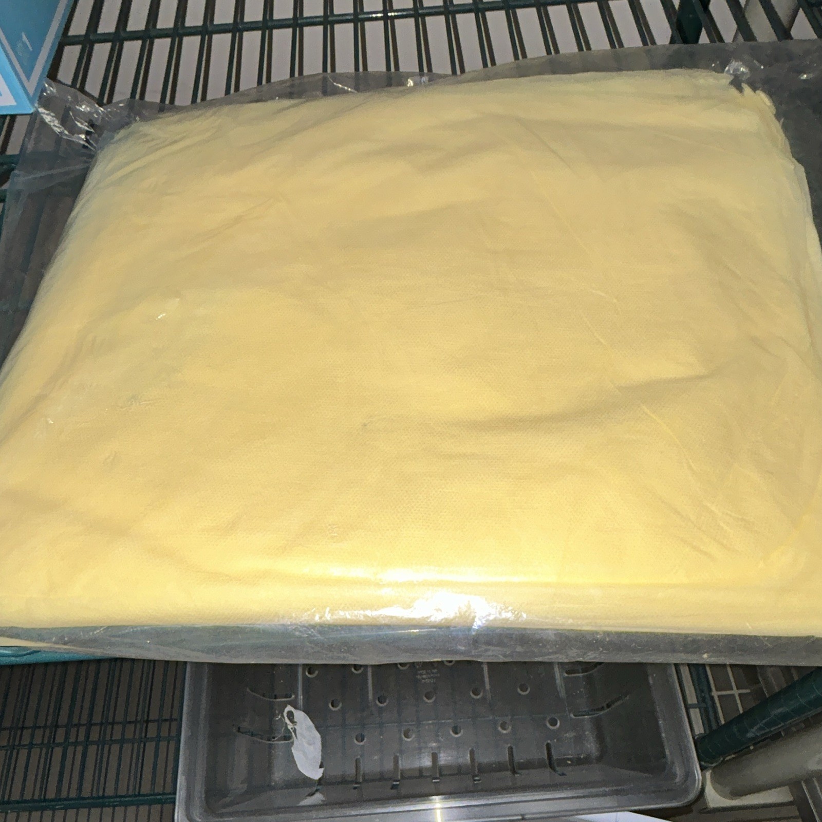 Medline Cover Gowns Regular/Large Non-Sterile Single Use Emergency Medicine 10