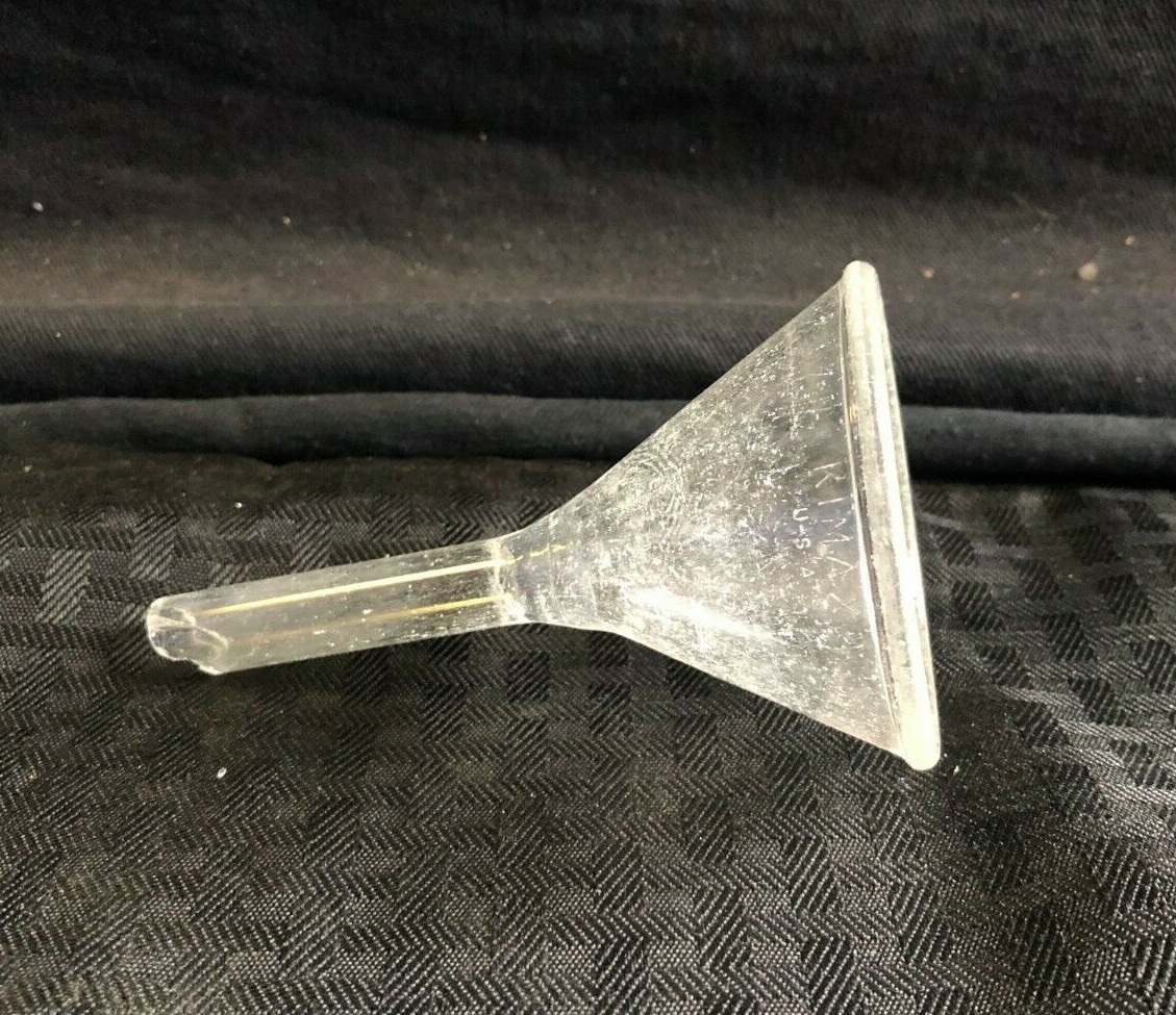 Kimble Kimax Glass 60mm ID 13mm OD Short Stem, Filling Funnel 29020-60 Damaged