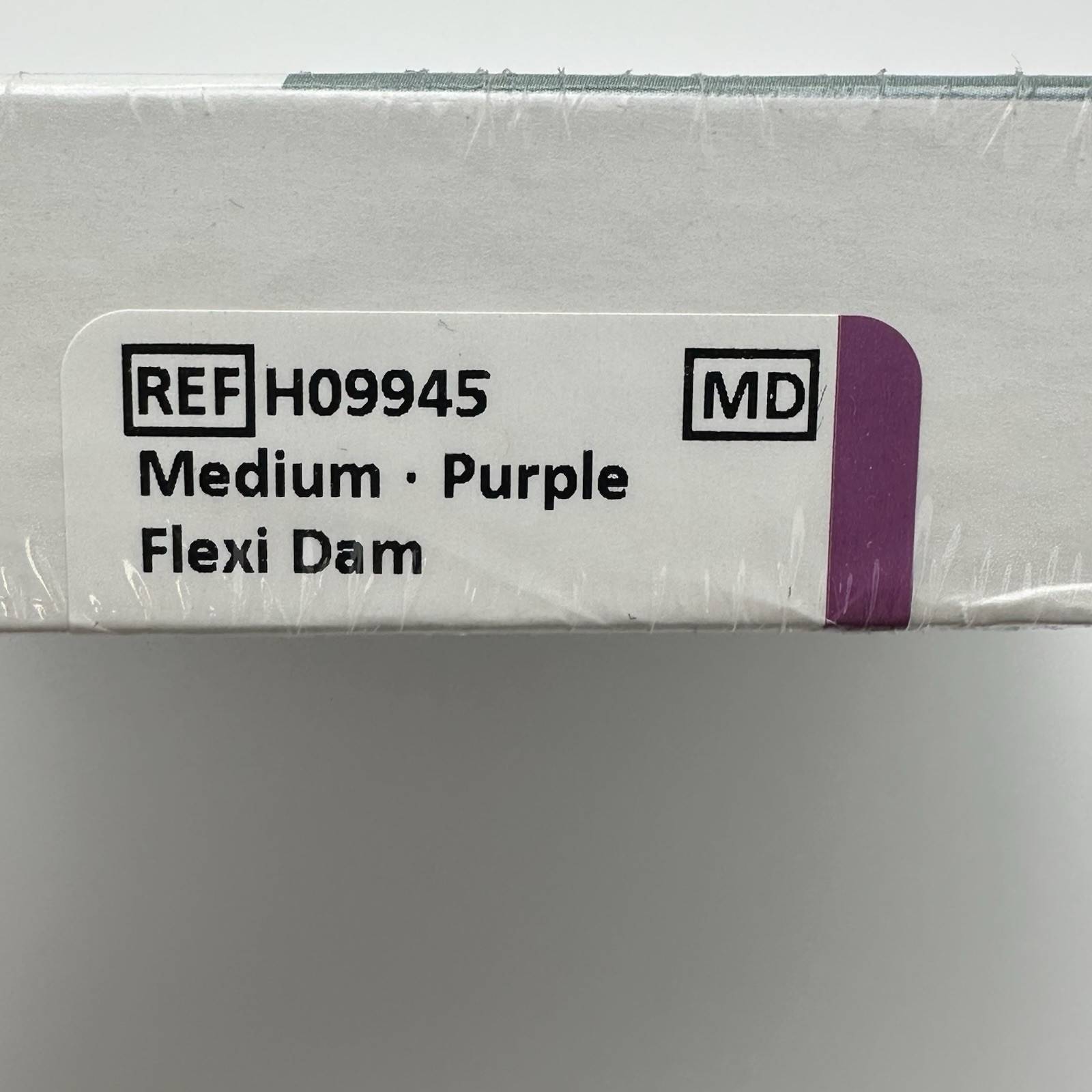 Hygenic Flexi Dam Medium Non-Latex 6″ x 6″ Violet Unscented