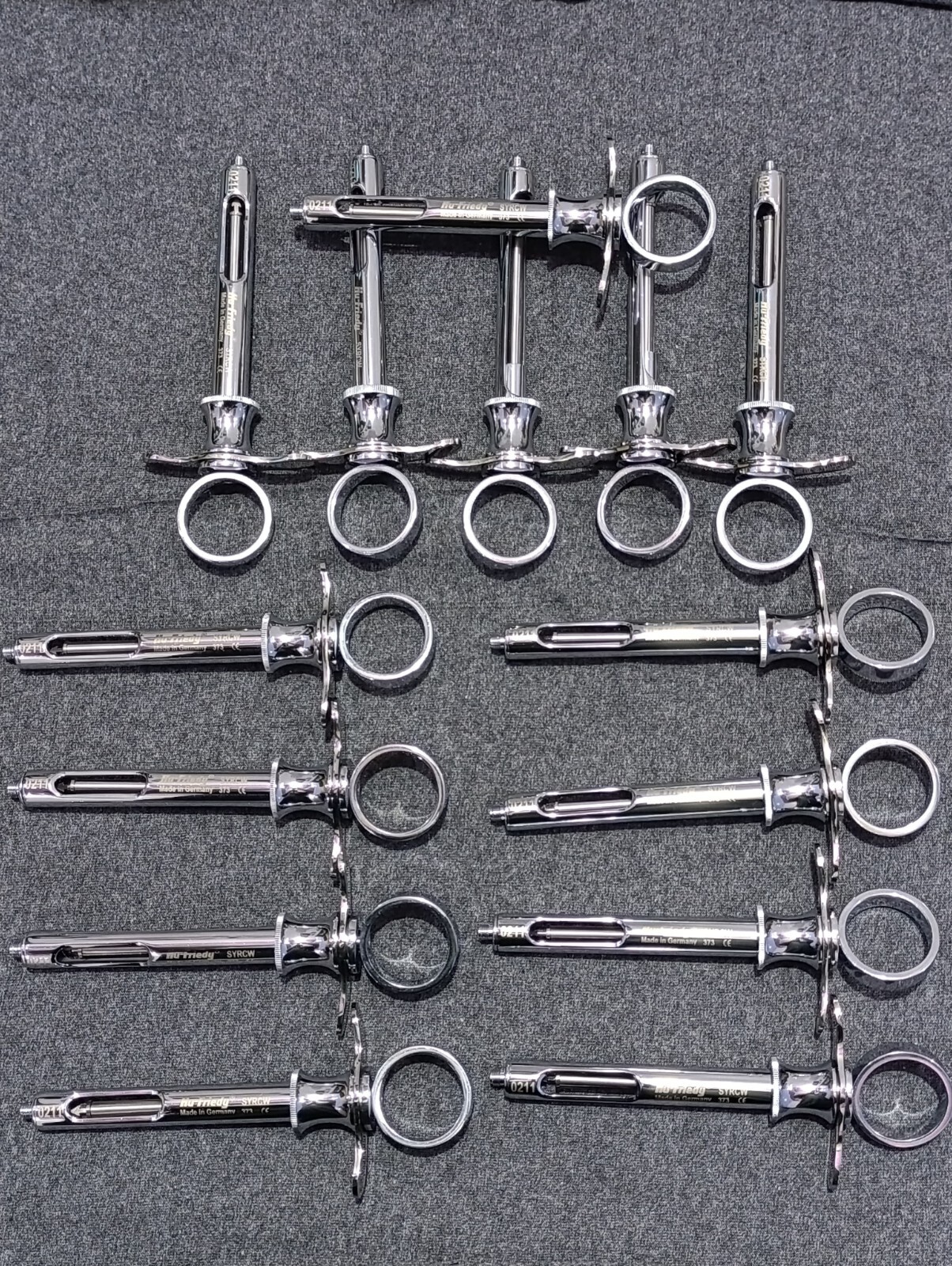 Lot of 14 Hu-Friedy CW Style Dental Anesthetic Aspirating 1.8ml Syringe SYRCW