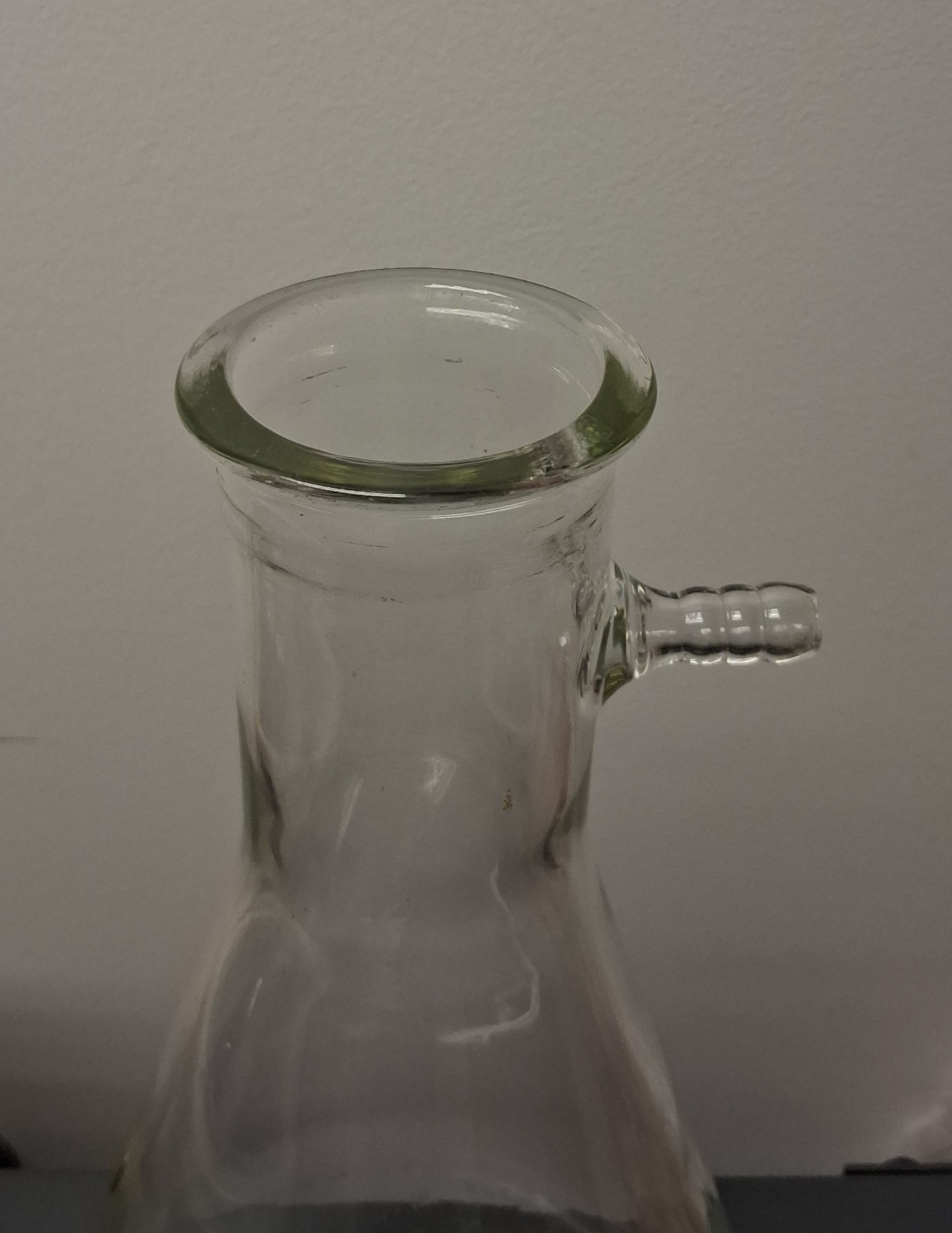 Pyrex 5340 Graduated 4000ml Vacuum Glass Flask