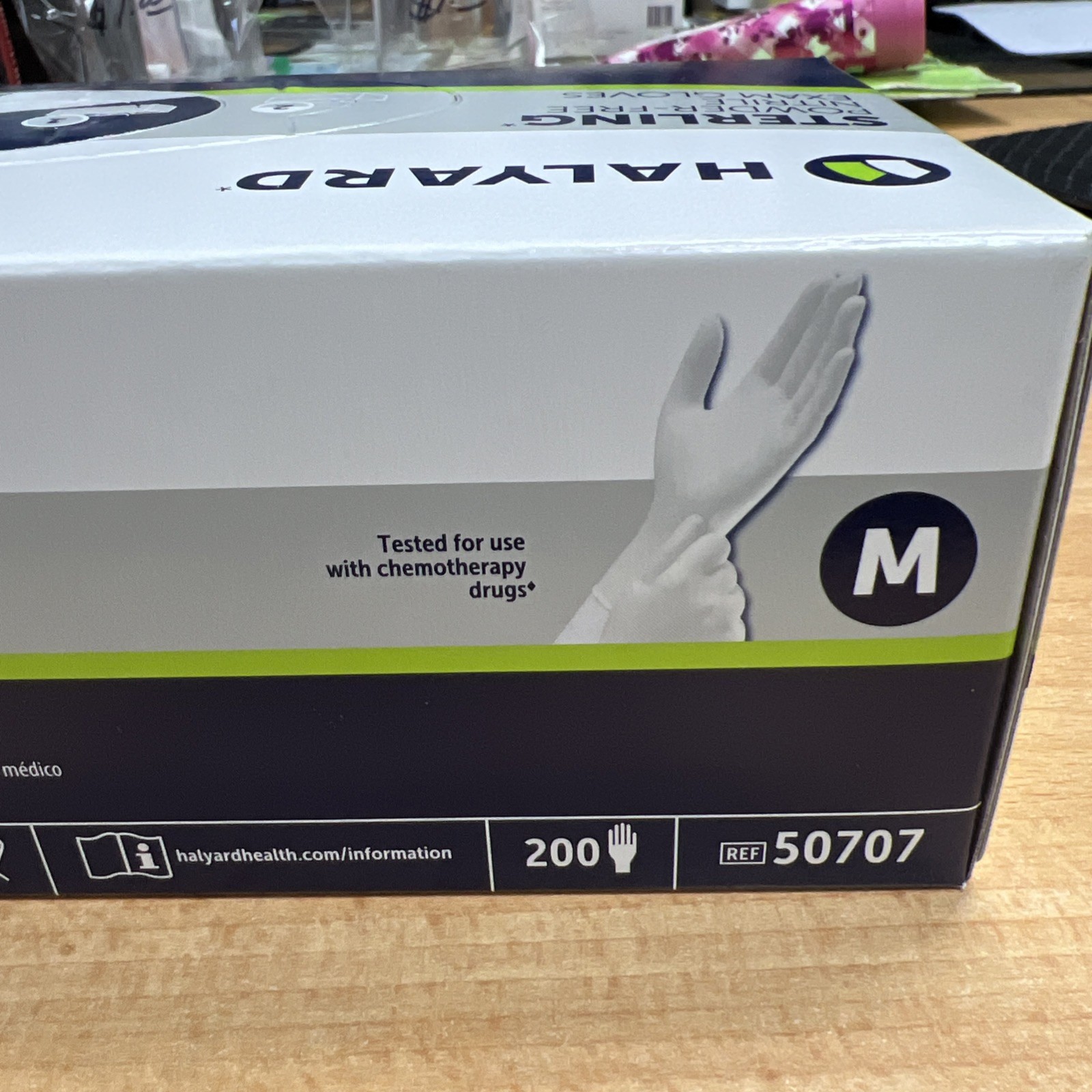 Halyard Sterling* Nitrile Exam Gloves 🧤 Gray 1 x BOX of 200 MEDIUM