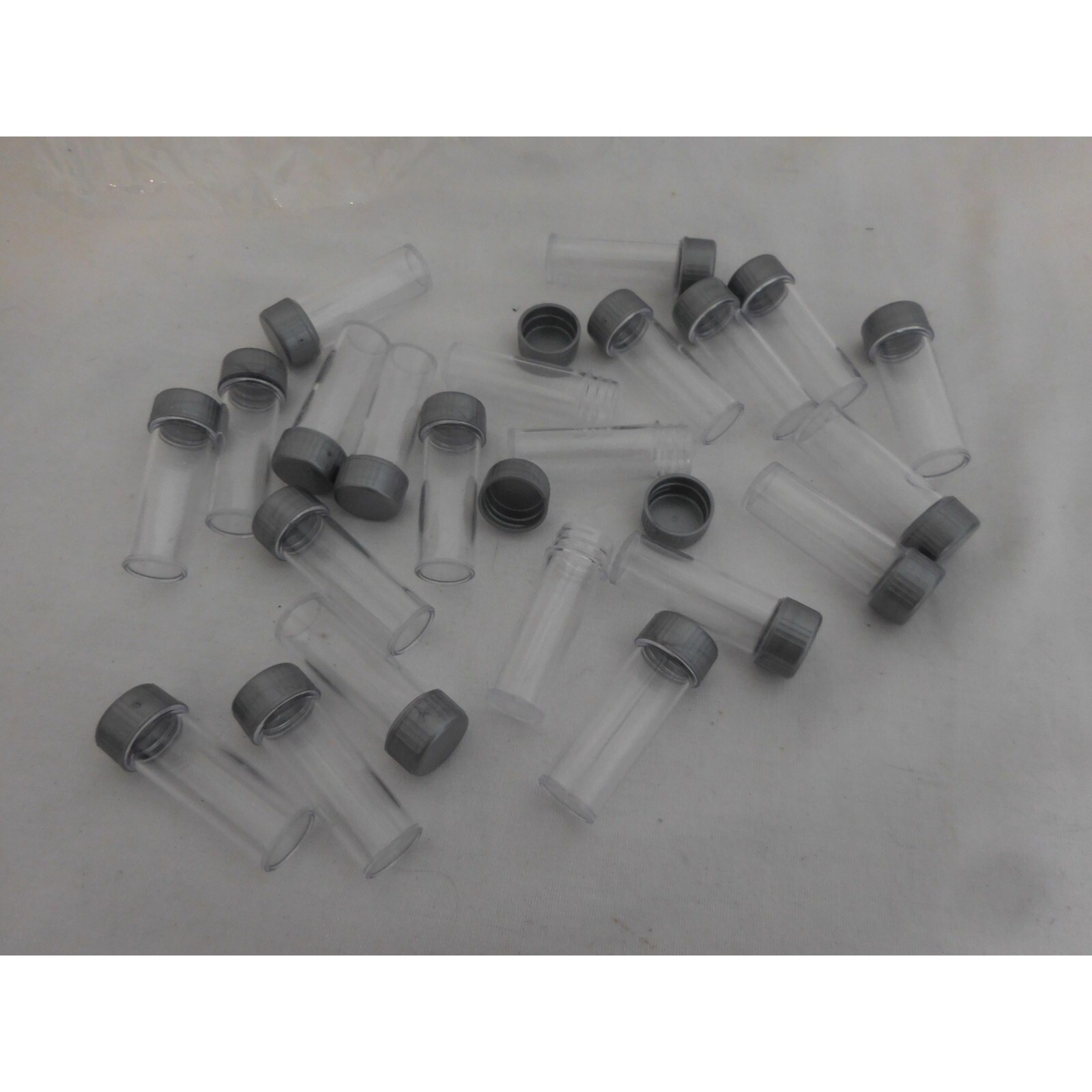 22Pcs 5ml Plastic Test Tubes Screw Cap Bottles Chemistry Supplies + Craft + Sewi