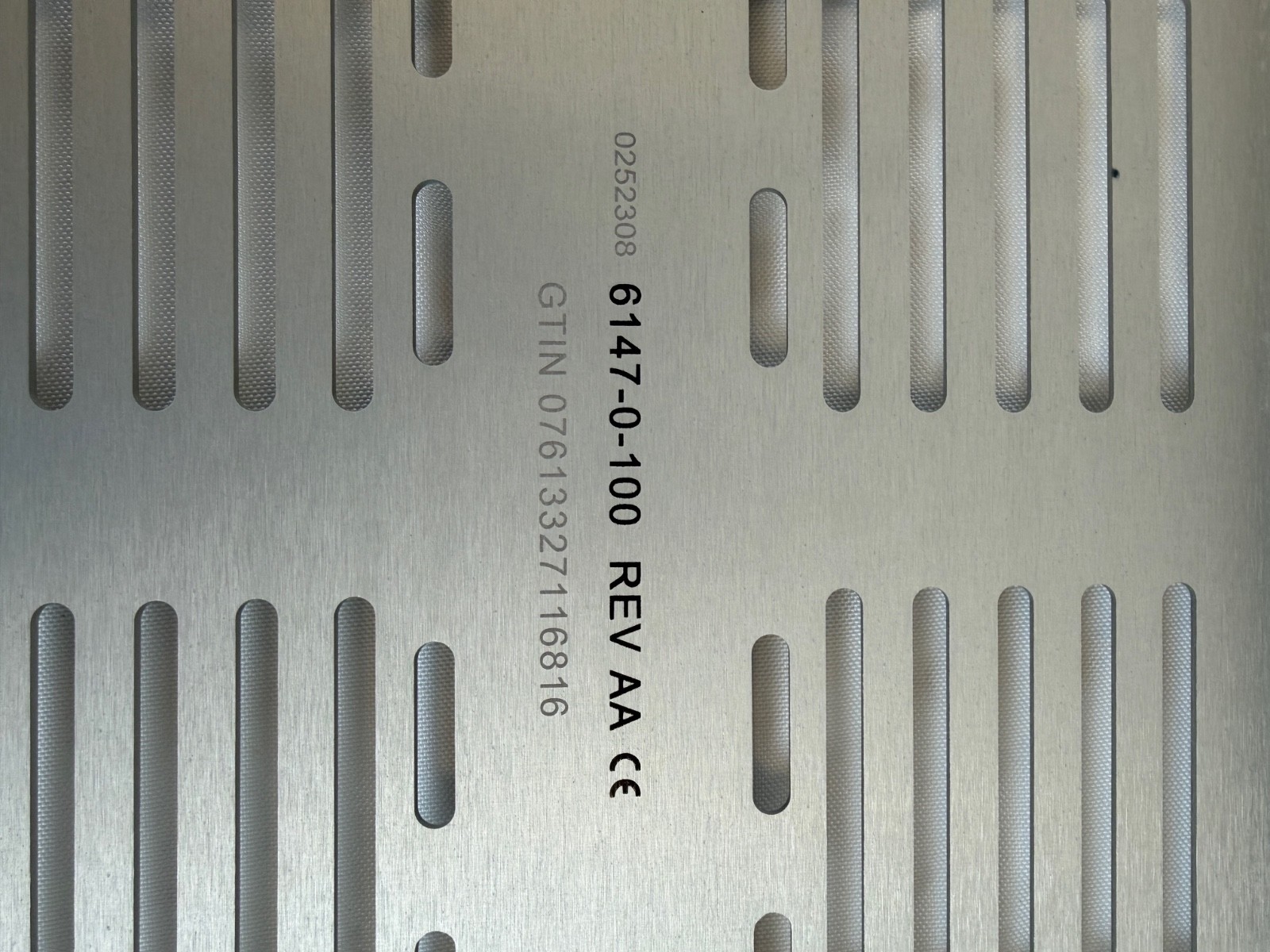 Stryker 6147-0-100 19.5″ x 10″ Orthopedics Sterilization Lid Trauma