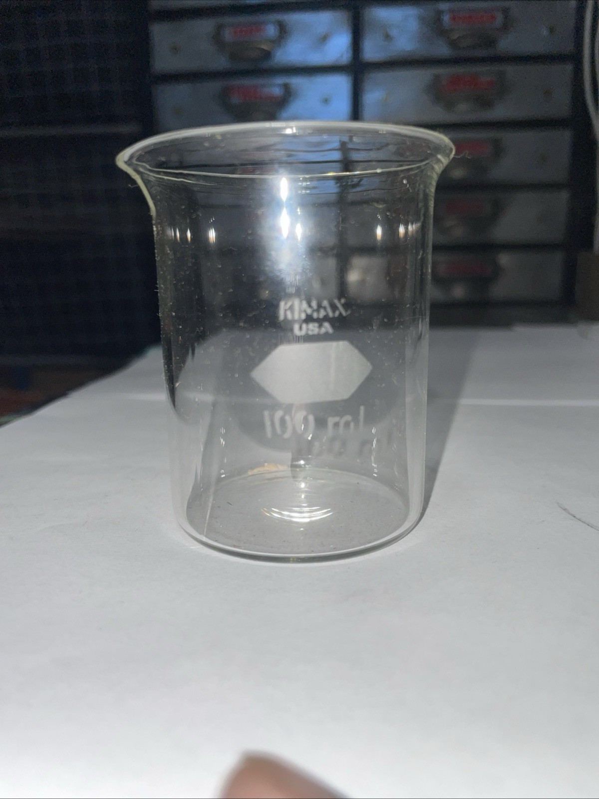 Kimax Beaker (100ml) And (Brand Unknown)Cylinder (200ml)