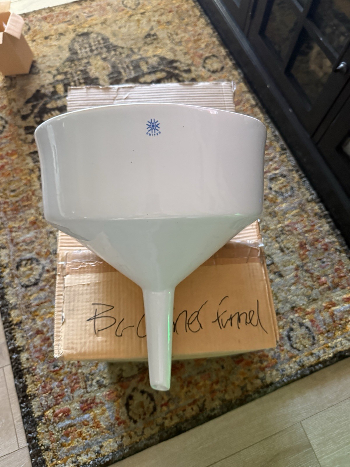 United Scientific JBF4800 Büchner Funnel 4800mL 24cm Porcelain Laboratory Filter