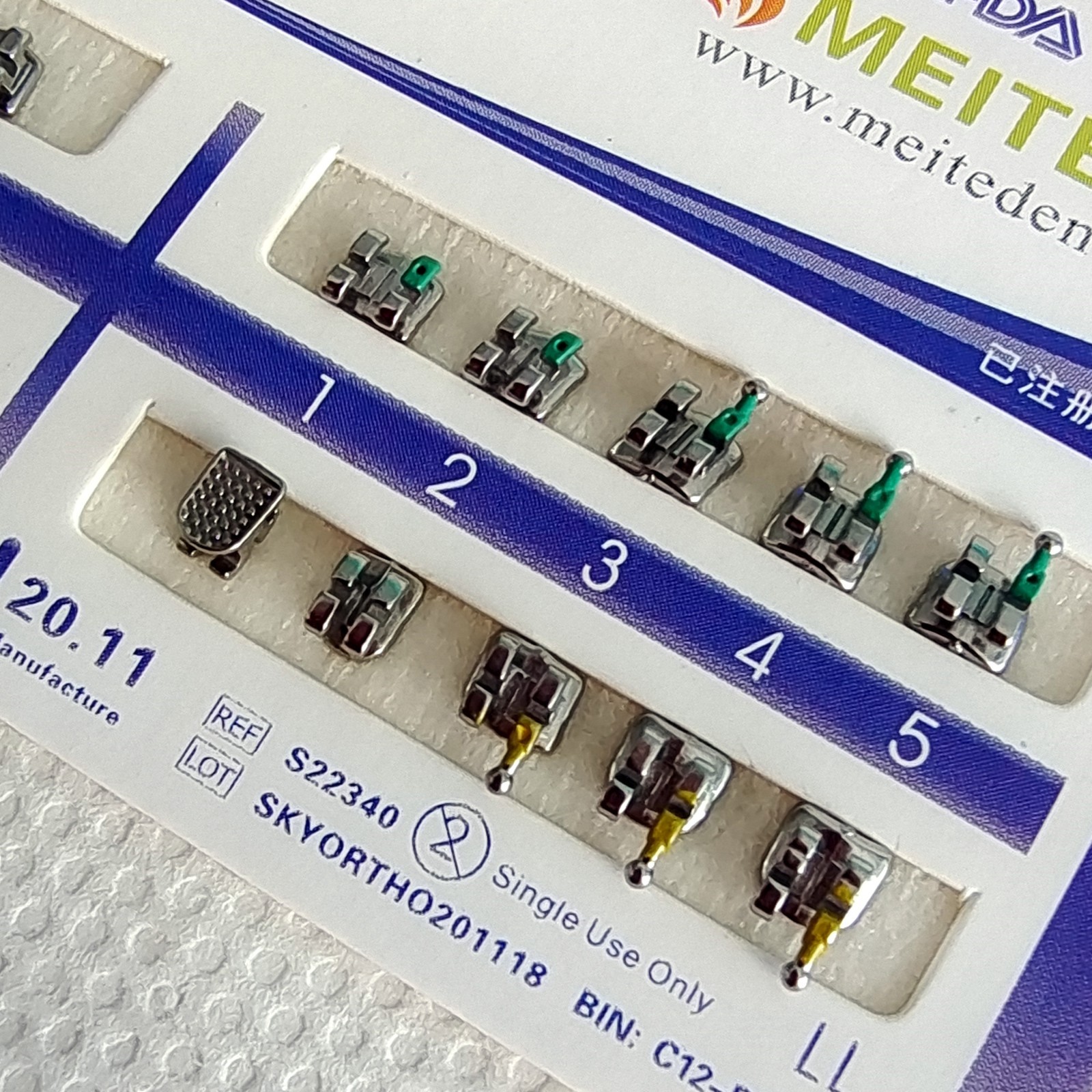 100 Packs Dental Orthodontic Bracket Braces Mini Roth 018 Hooks 3-4-5