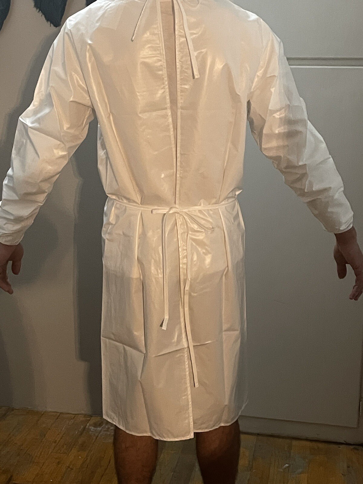 Medical Isolation Gowns Small/Medium 5pc Pack