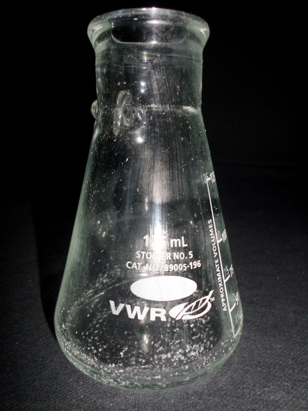 VWR Heavy Wall Glass 125mL Micro Filter Flask w/ Sidearm, 89005-196, Damaged