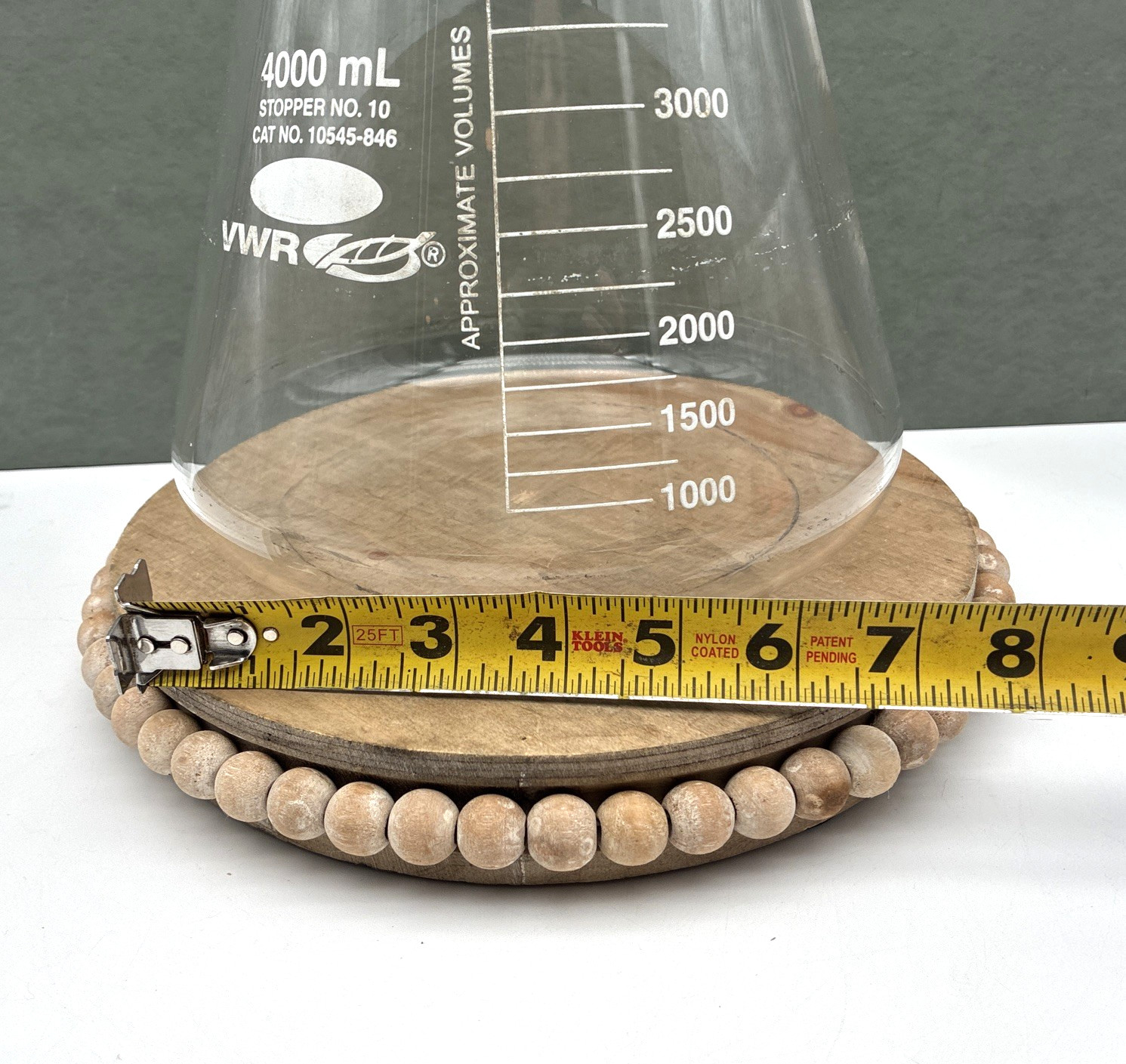 VWR 4000 mL CAT NO: 10545-846 Graduated Erlenmeyer Beaker, Heavy Wall