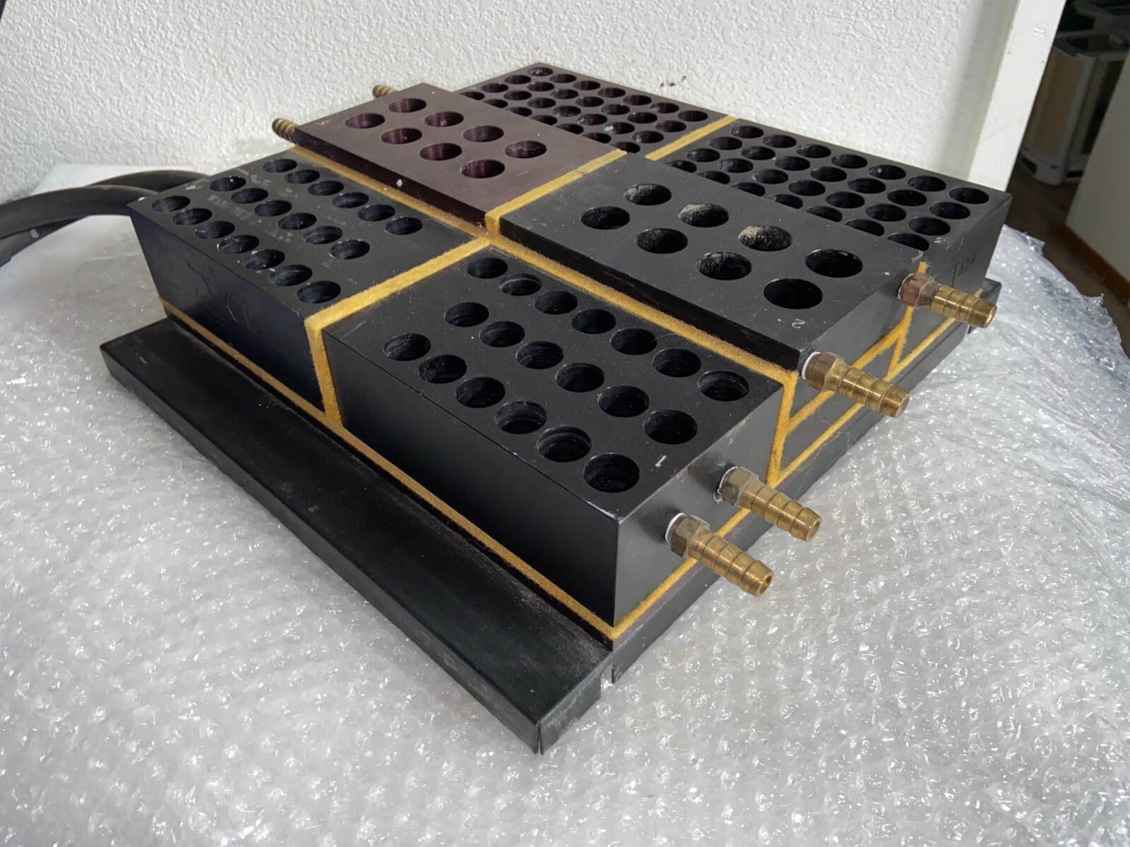 J-Kem Multi-Well Reactor Base for Max-Q Orbital Shaker – Used – Laboratory