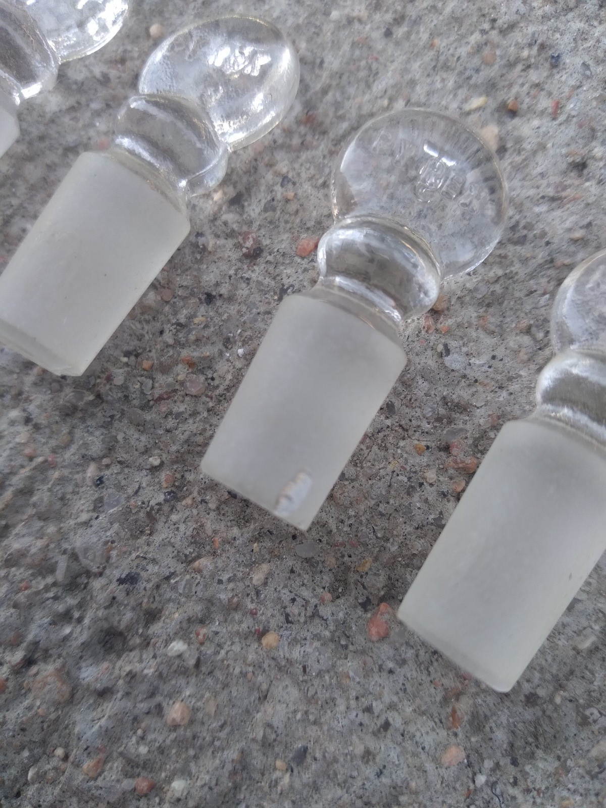 Vintage Small Pyrex Stoppers for Test Tubes LOT of 13 T9 K