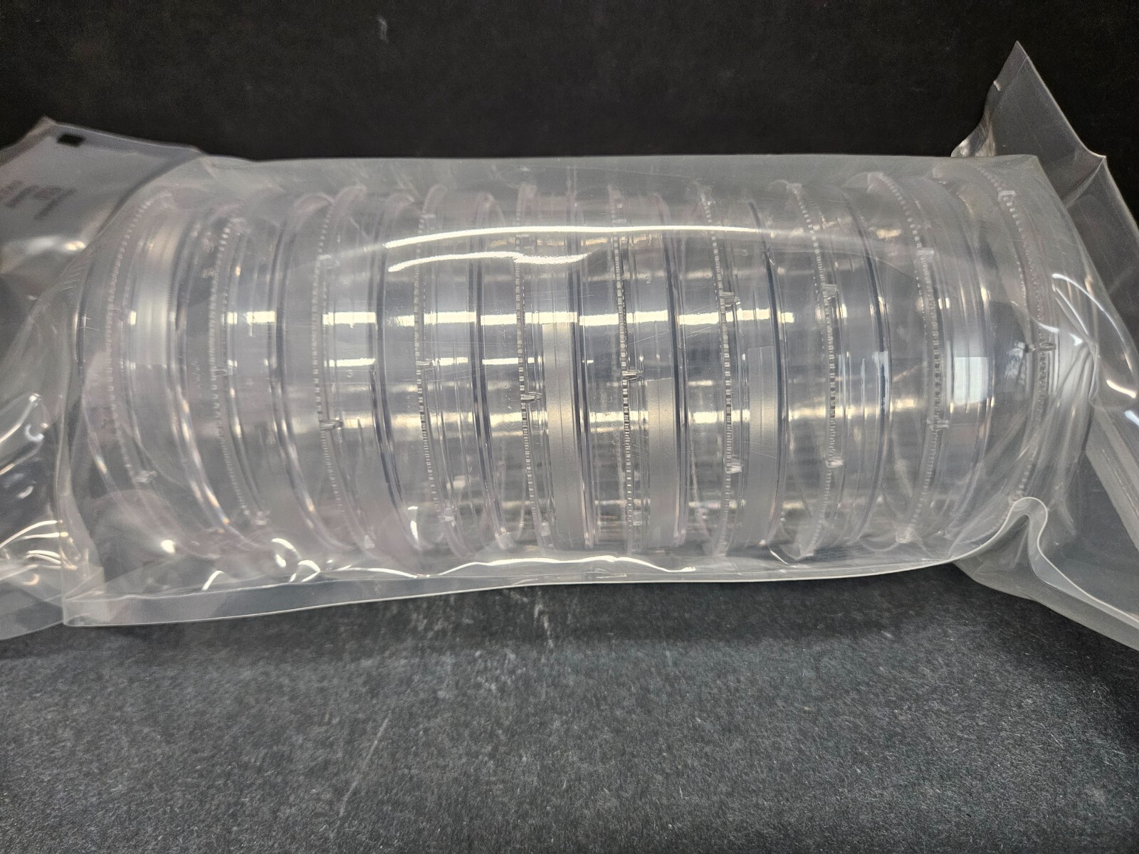 Thermo Scientific Petri Dish EasYDish 12.5 ml PS Case of 240 Dishes