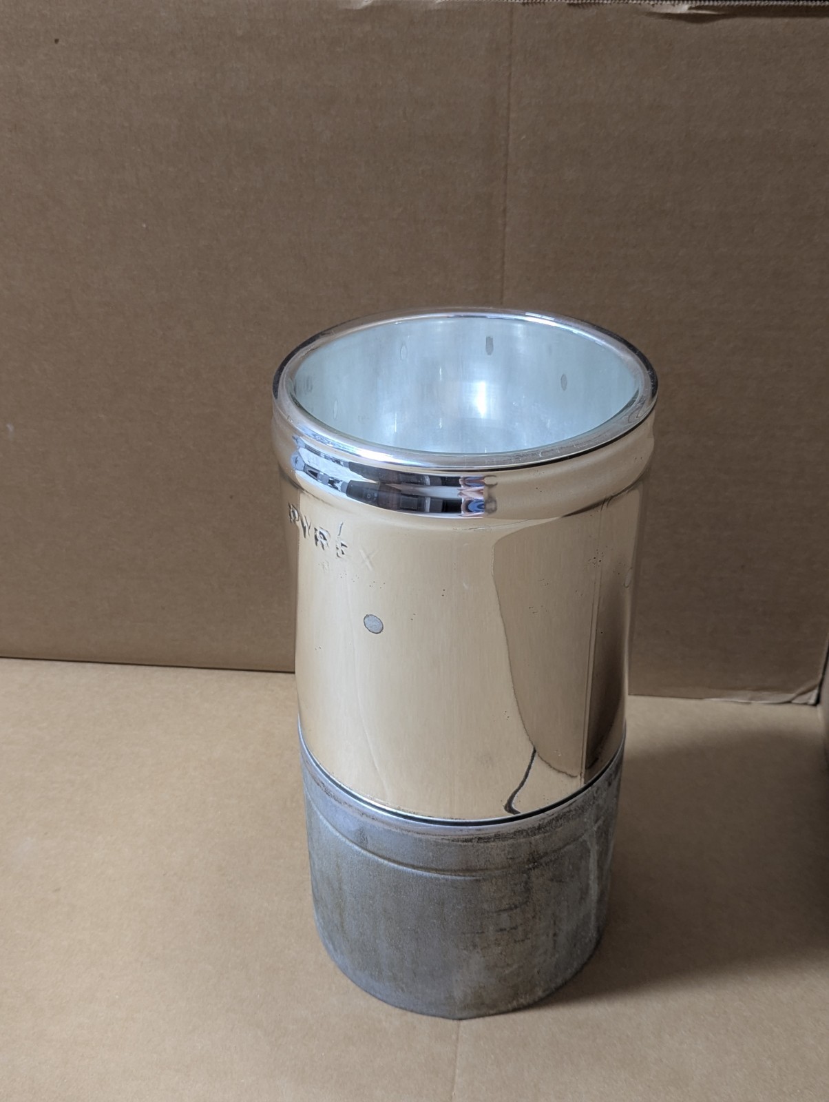 Glass Dewar Flask ID 150mm x 275mm depth, 340mm height, 4300 mL capacity. Used