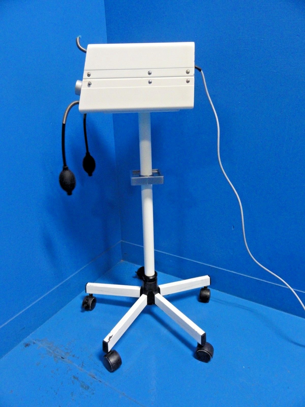 VBM Tourniquet System with Cart P/N 2 x 500 / ELC ~ No Hoses, No Cuffs ~16670