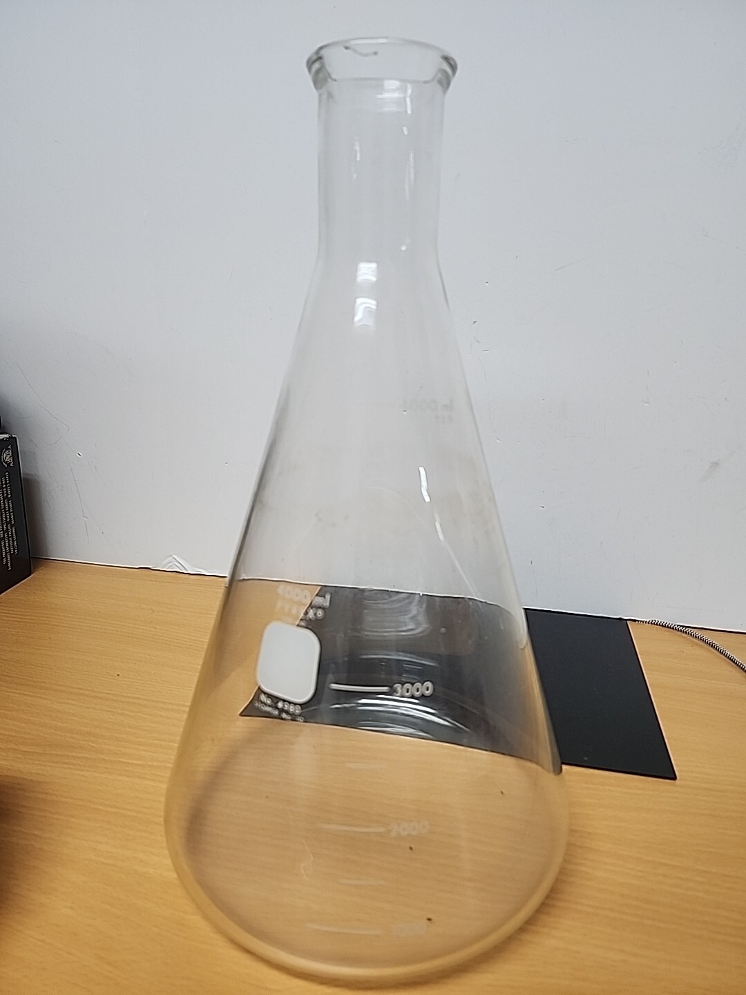 KIMAX Glass Heavy Duty Rim Erlenmeyer Flask #26500 4000ml Made In USA