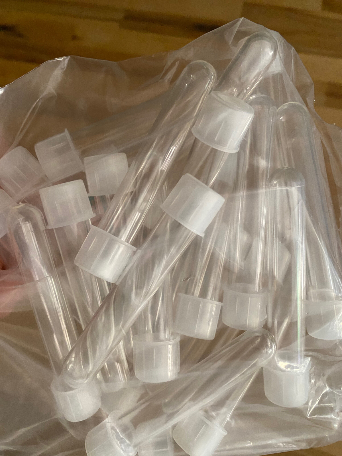 New 5 mL polystyrene culture tubes with caps, sterile, 25 tubes per bag, 12x75mm