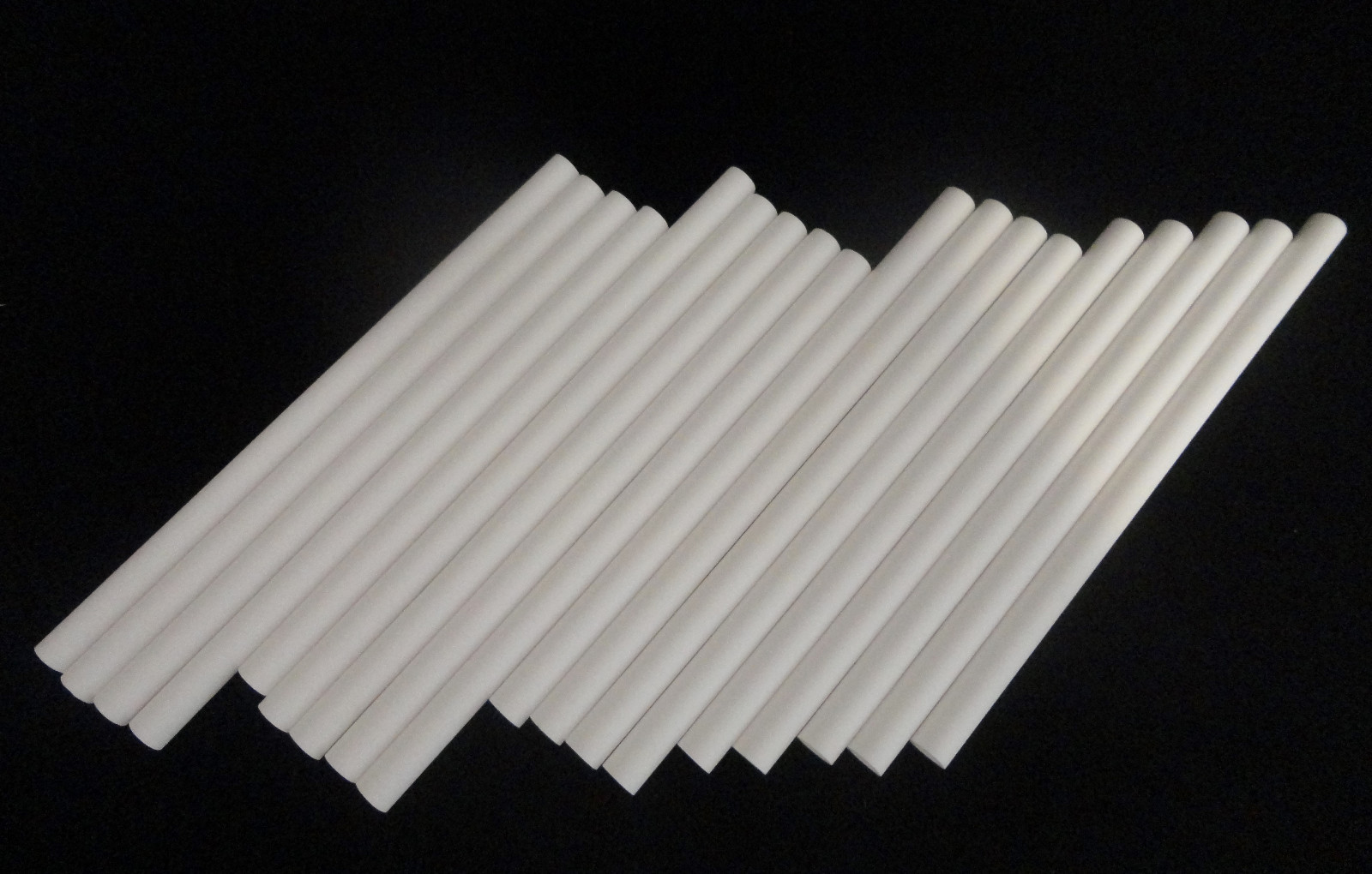 4.41″ L. x 0.373″ OD x 0.235″ ID HIGH PURITY SINGLE BORE ALUMINA TUBE No.:179