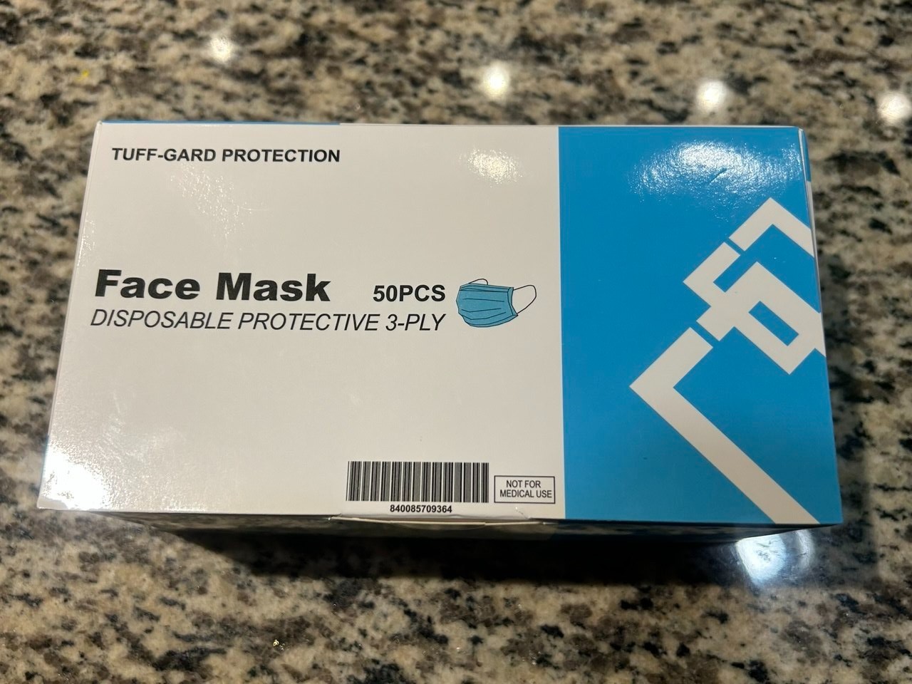 Tuff-Gard 3-Ply Disposable Face Masks 2000PCS. 40 Boxes. Blue Non Medical
