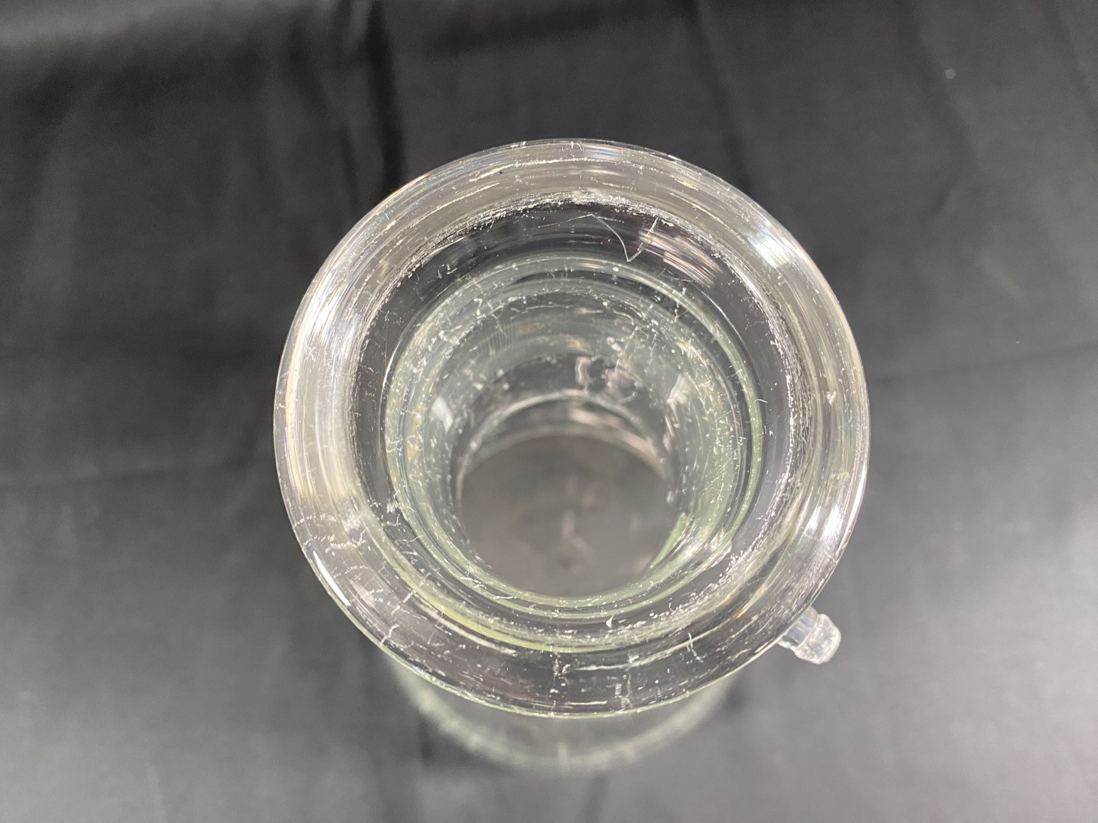 VWR 4000mL Heavy Wall Filtering Flask With Sidearm Tubulation 89000-391