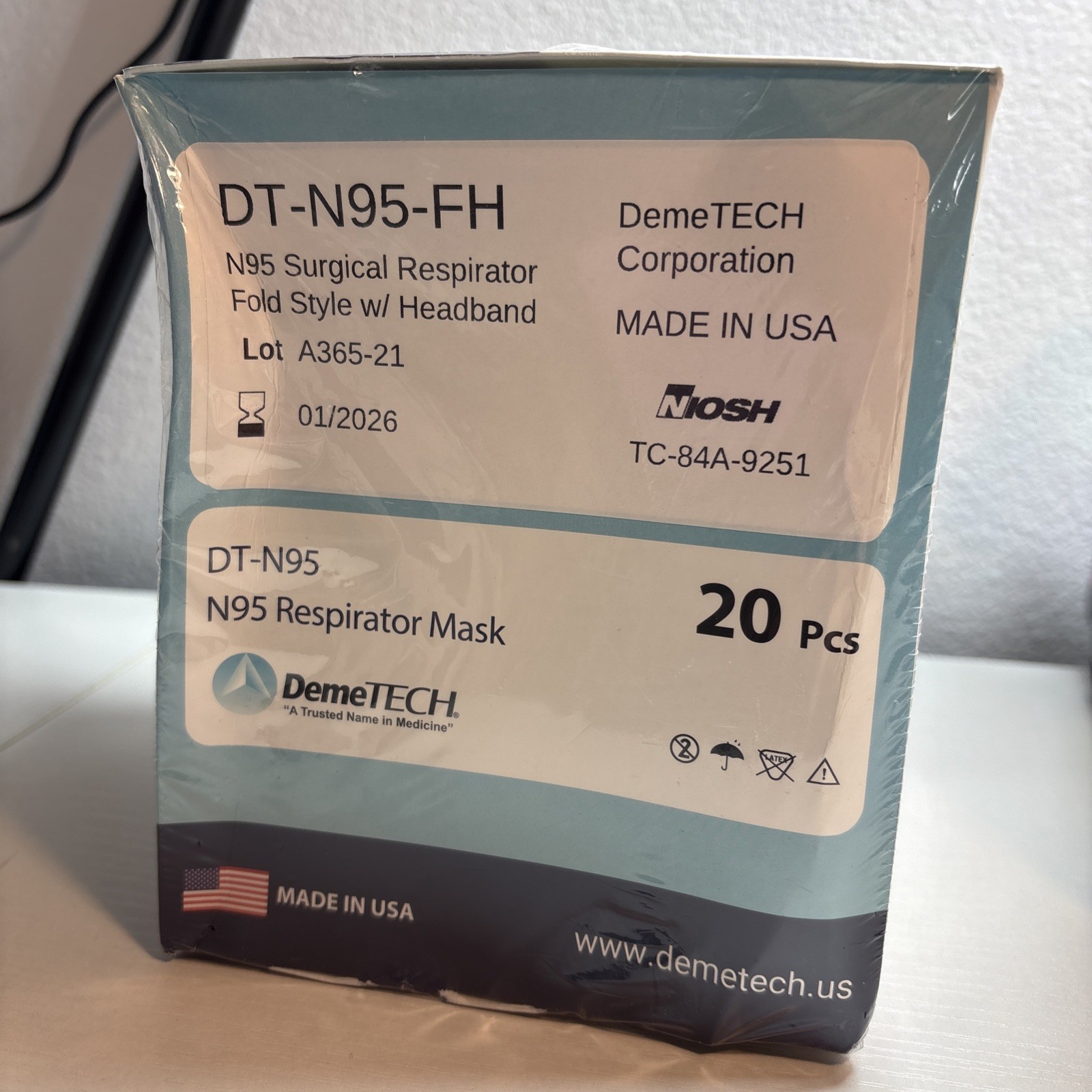 DEMETECH N95 Respirator Face Mask, NIOSH Approved, Made in the USA, Pack of 20