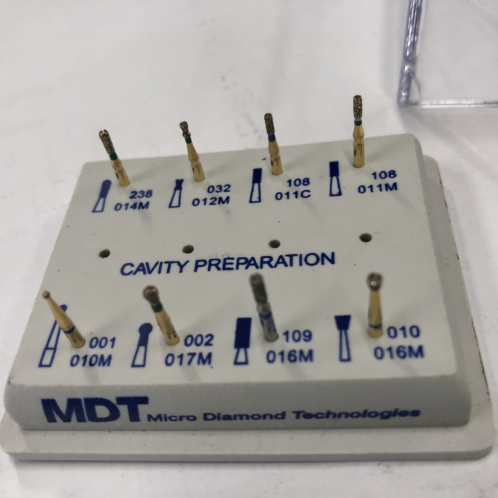 MDT Dental Cavity Preparation Kit #4 8-FG Diamond Burs & autoclavable