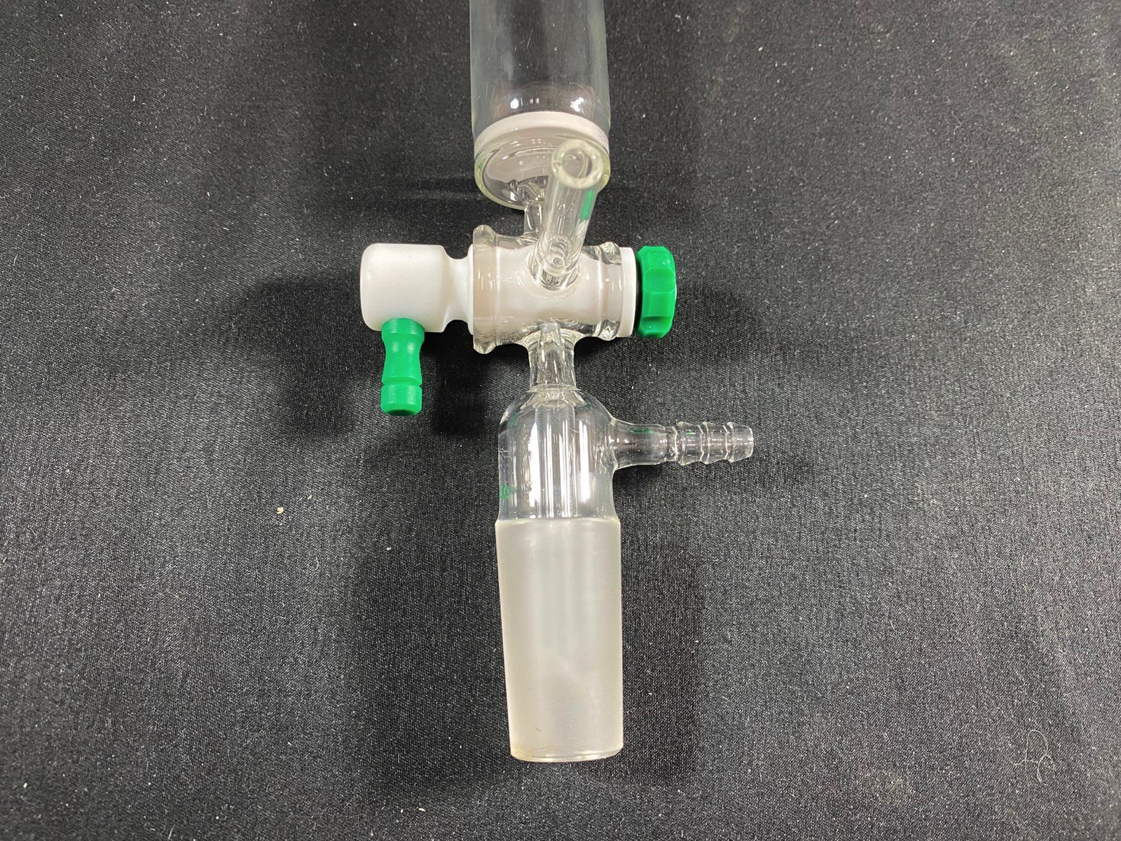 CHEMGLASS Glass 50mL M Frit 24/40 Solid Phase Peptide Synthesis Vessel Chipped