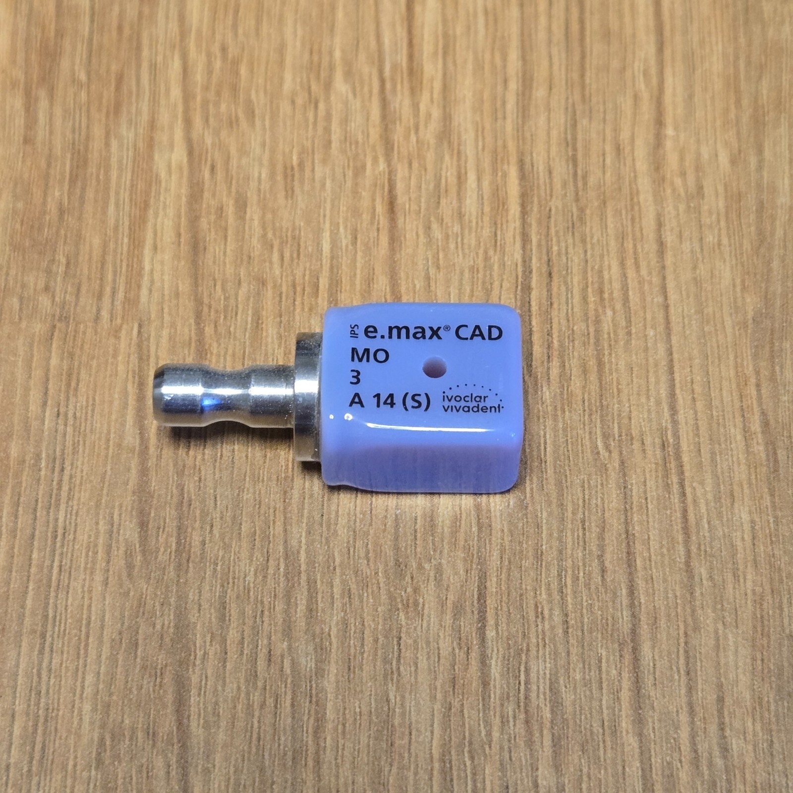 Cerec IPS Emax Cad Implant Blocks / MO 3 / A14 (S) / 1 Count
