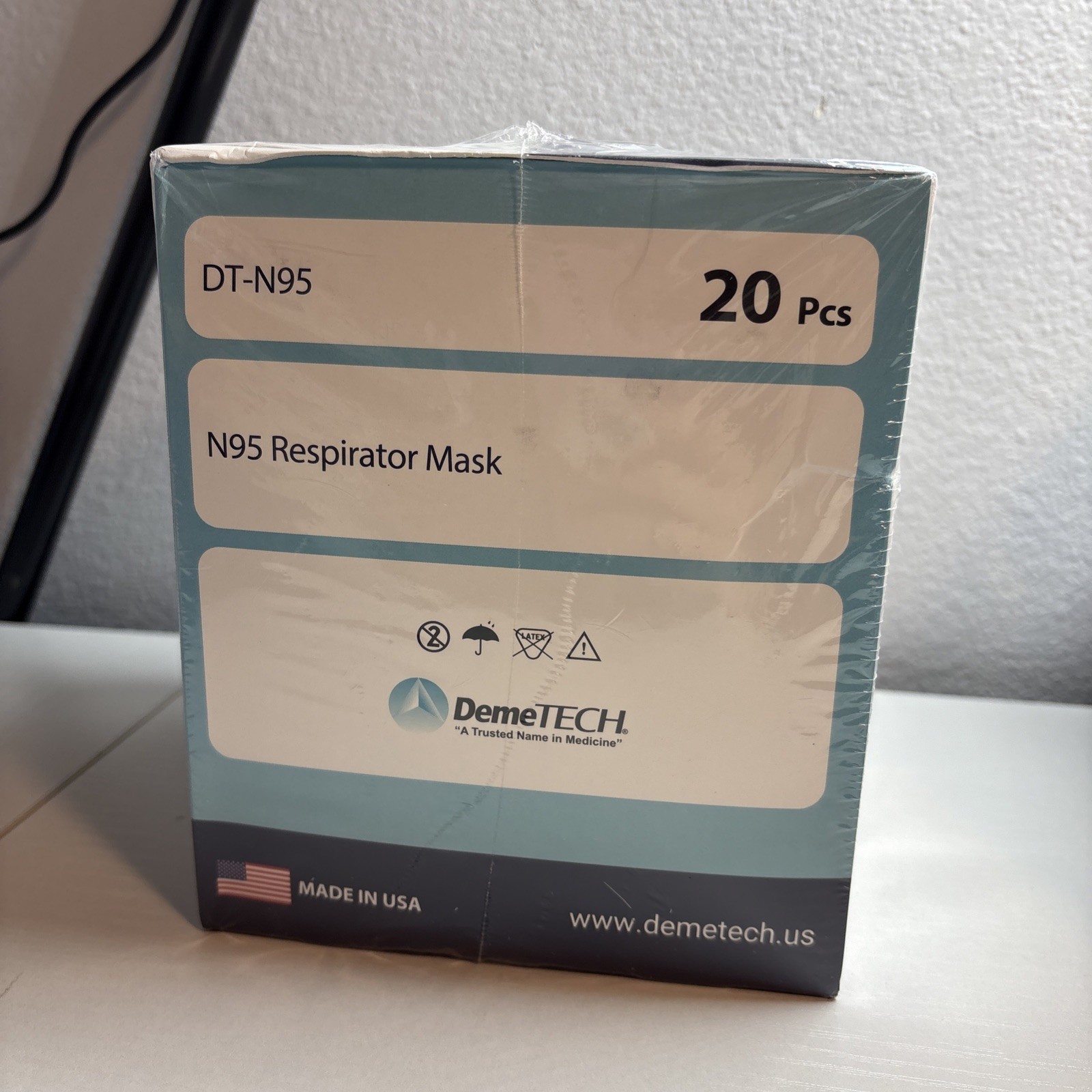 DEMETECH N95 Respirator Face Mask, NIOSH Approved, Made in the USA, Pack of 20