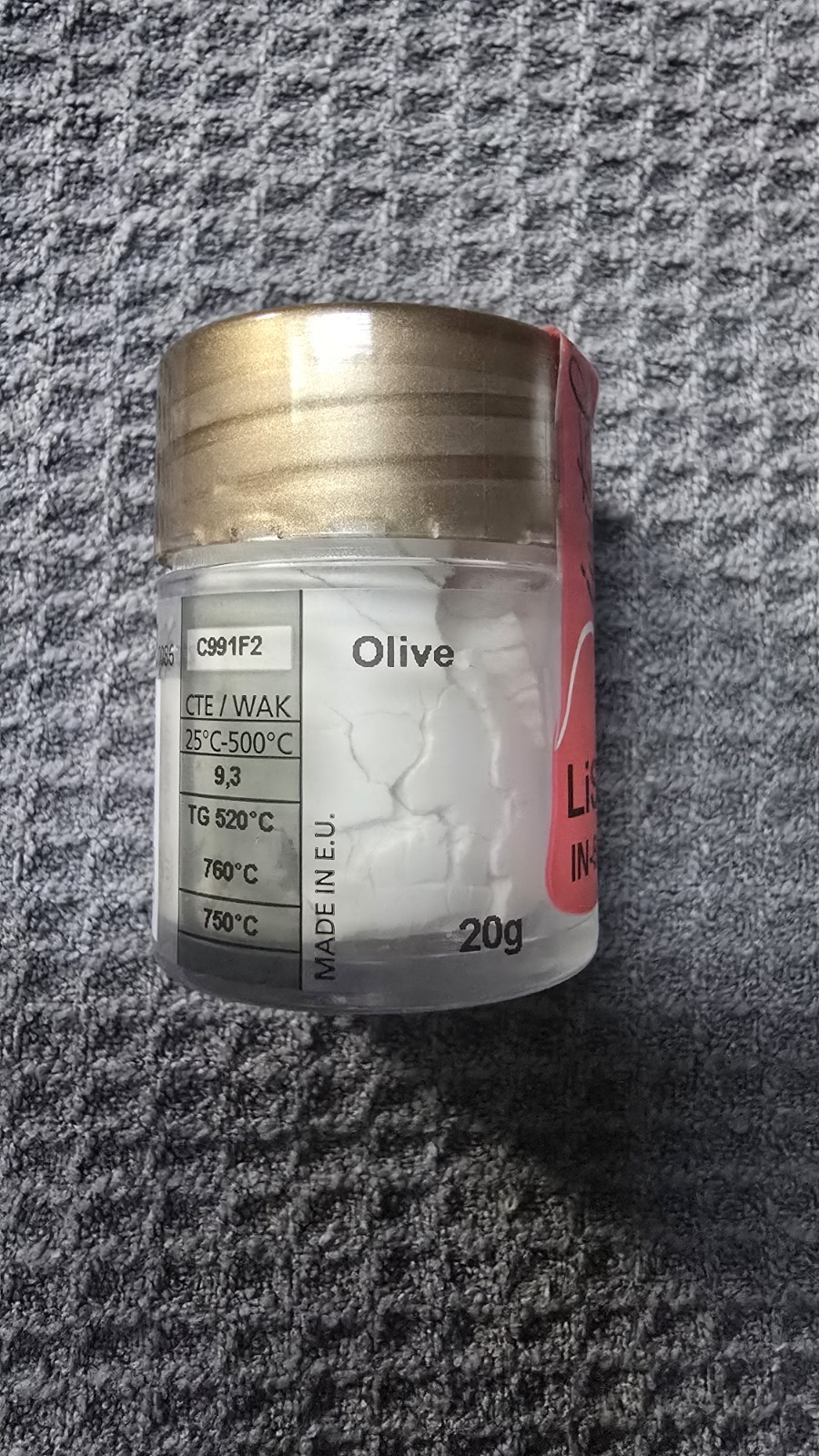 GC Initial LiSi IN-51 Olive 20g