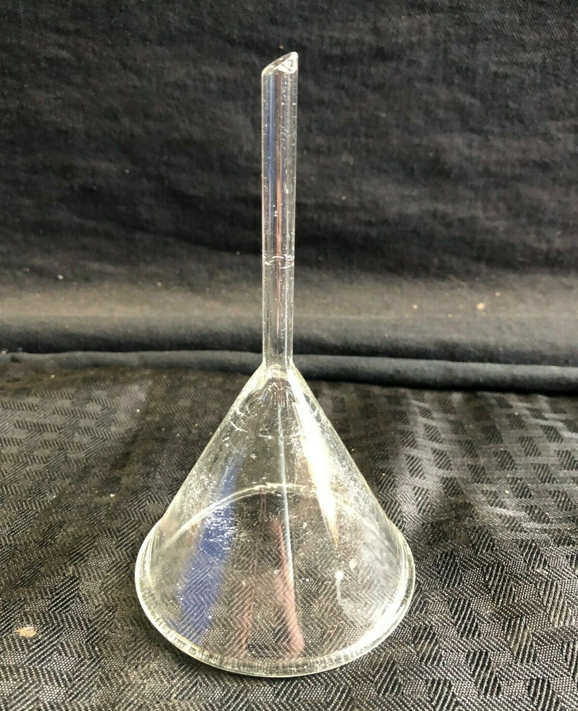 Kimble Kimax Glass 65mm ID 58° Angle 8mm Short Stem Filling Funnel 28950-65 chip