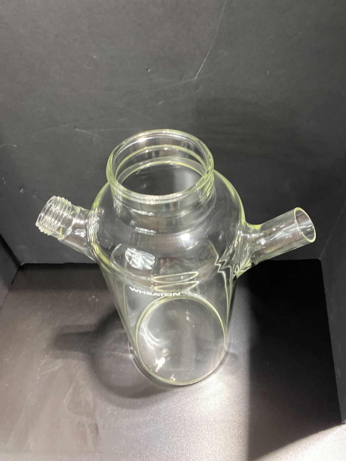 Wheaton Spinner Flask 4000 ml Double Sidearm Borosilicate Single Threaded Arm