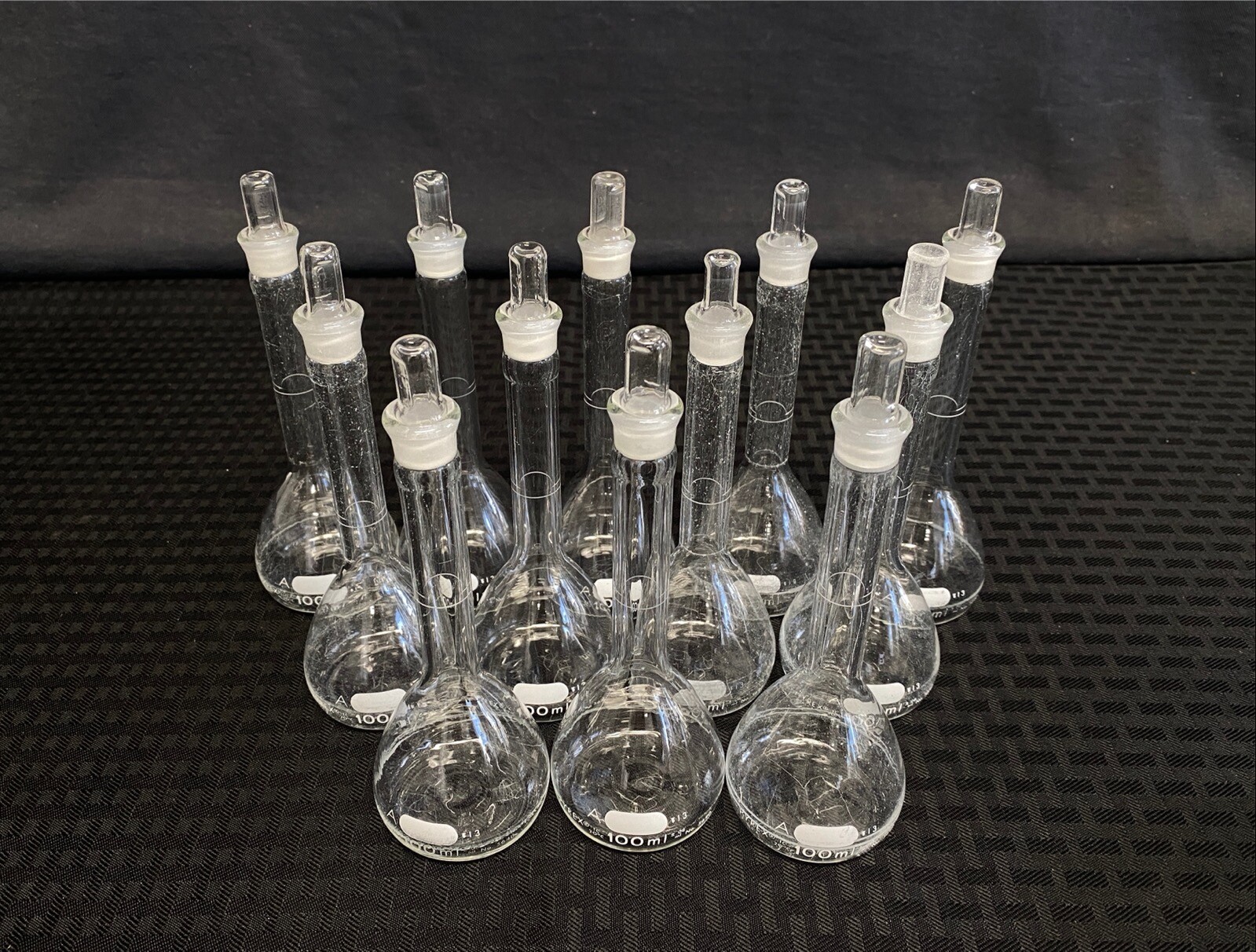 (12) PYREX Glass Class A 100mL TC Volumetric Flask w/ #13 Stopper 5640 5680