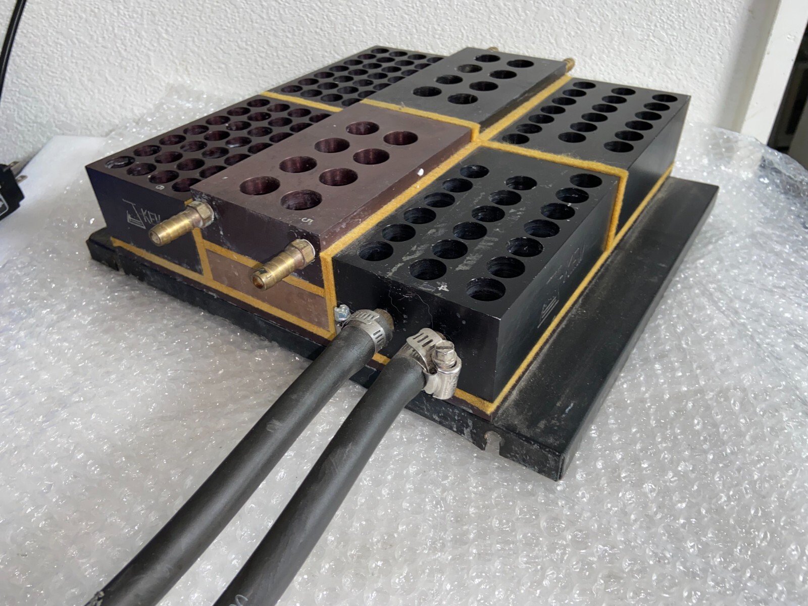 J-Kem Multi-Well Reactor Base for Max-Q Orbital Shaker – Used – Laboratory