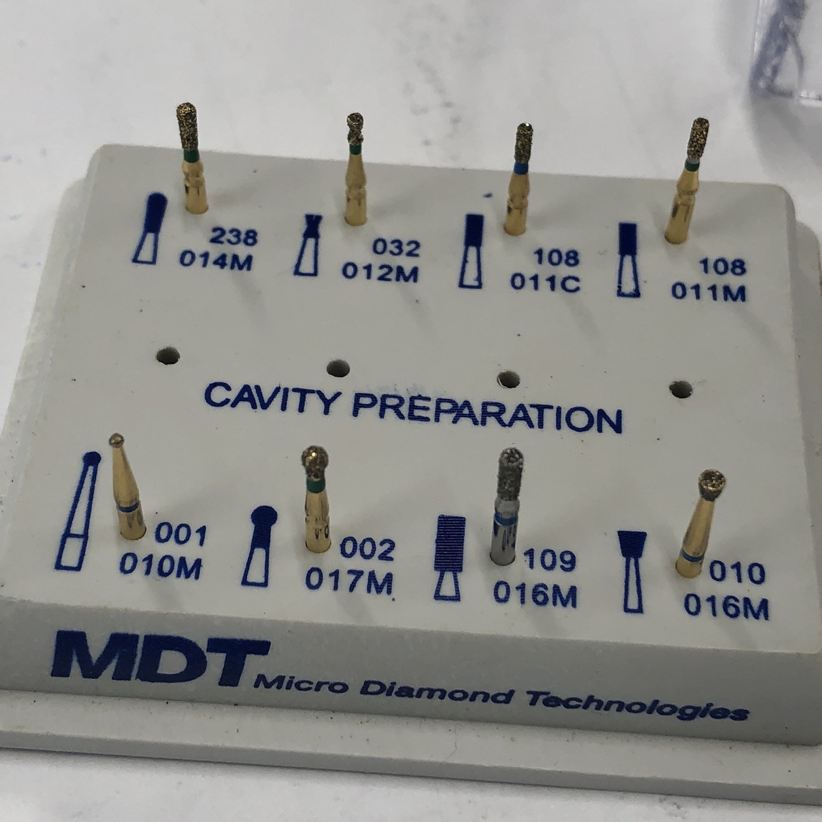 MDT Dental Cavity Preparation Kit #4 8-FG Diamond Burs & autoclavable